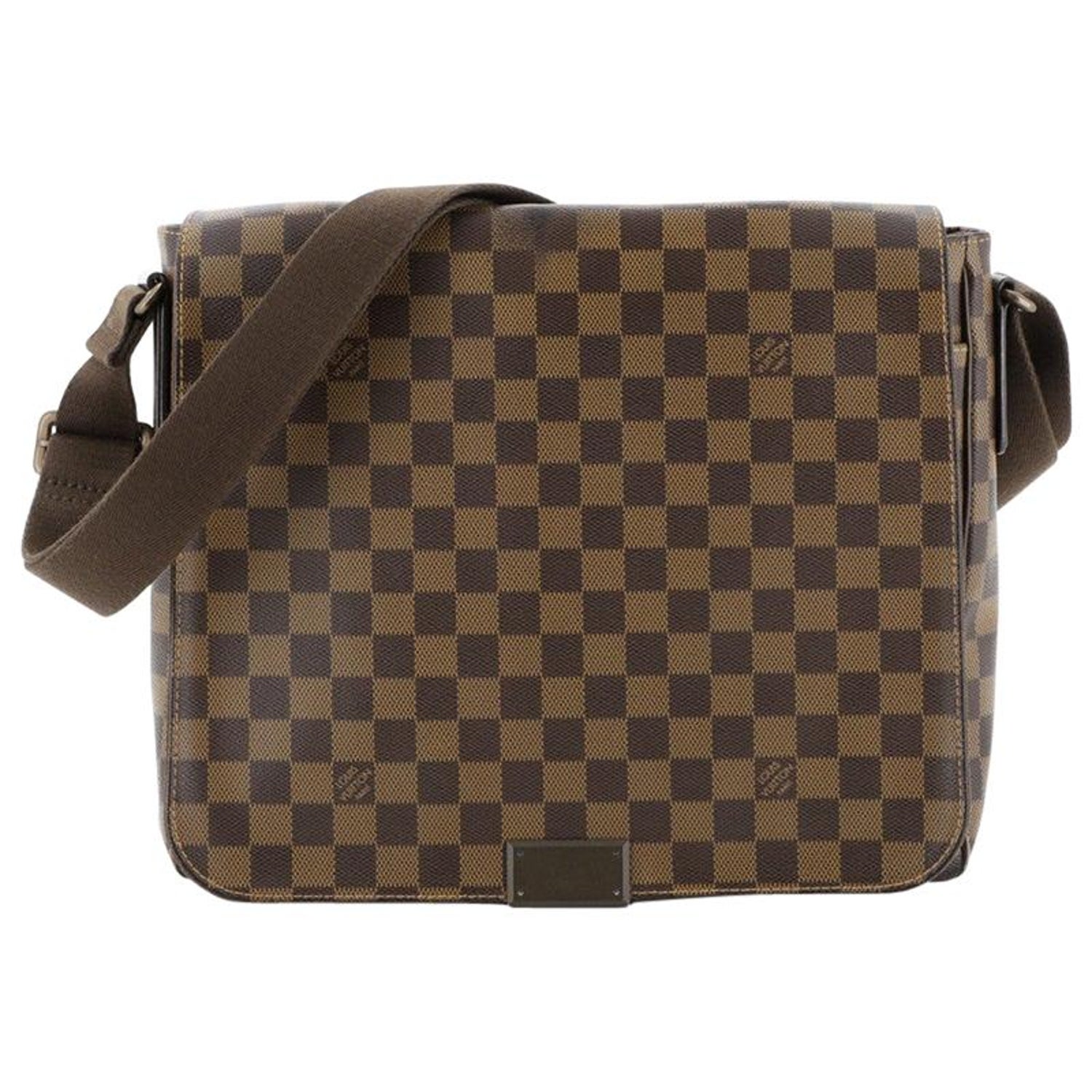 Louis Vuitton Damier Ebene District PM Messenger Bag 78lk322s For Sale at  1stDibs