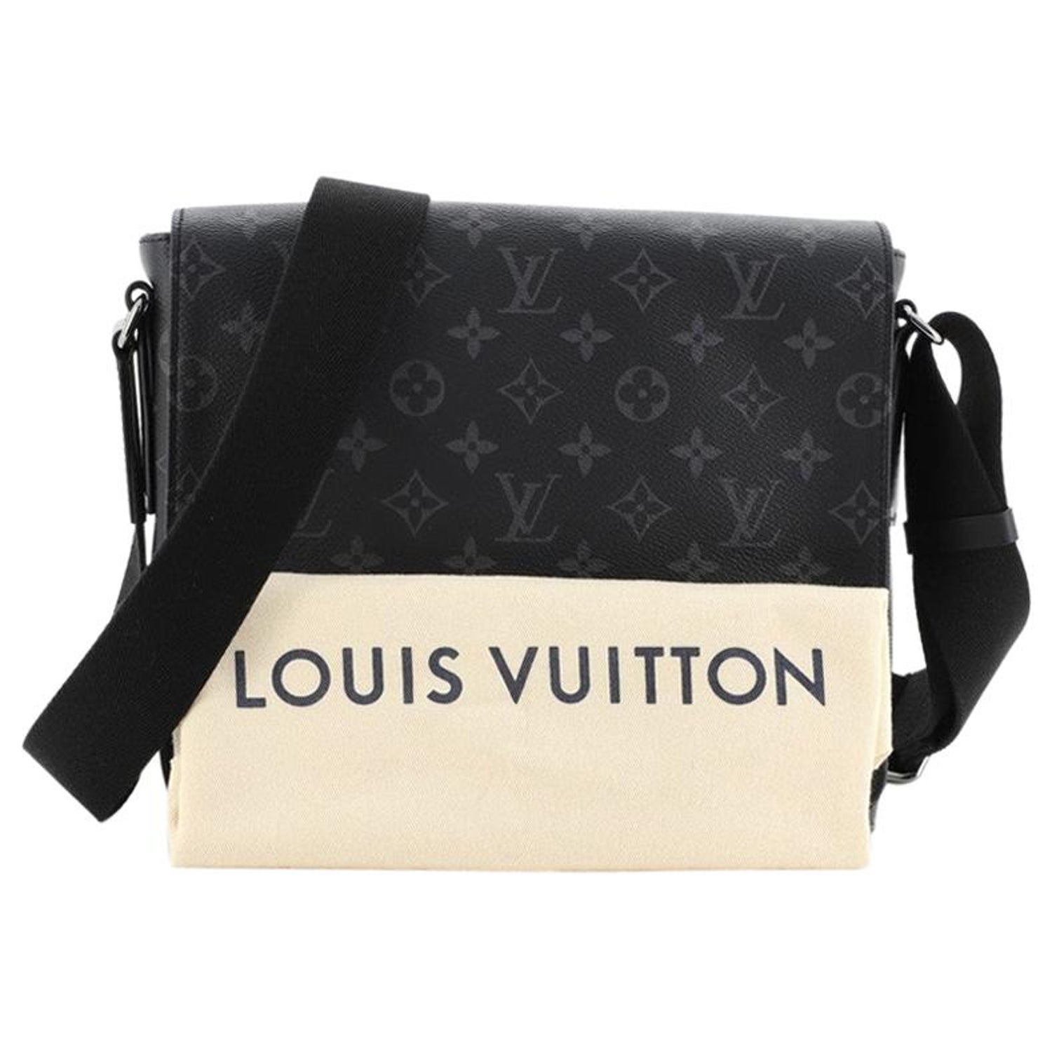 Louis Vuitton Black Monogram Eclipse District PM Cloth ref.747774 - Joli  Closet