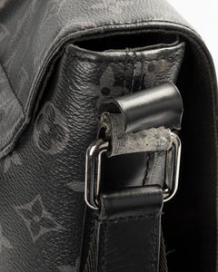 Louis Vuitton District MM Monogram Eclipse
