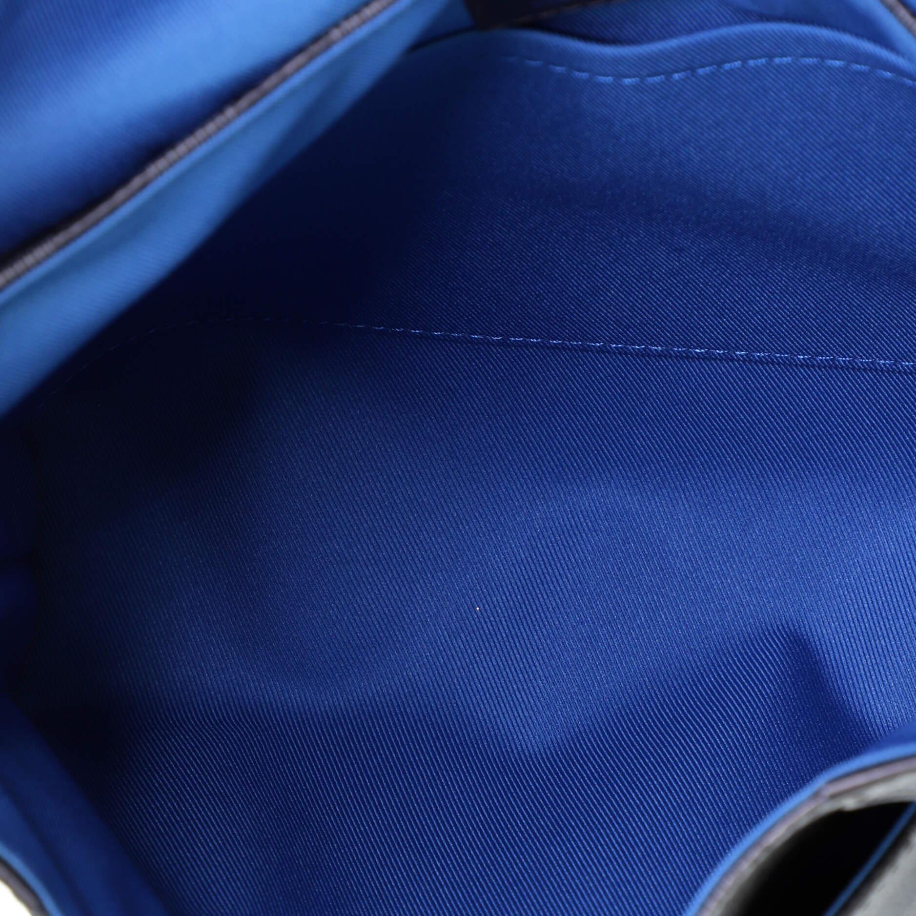 louis vuitton messenger bag blue