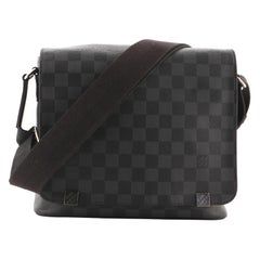 Louis Vuitton District NM Messenger Bag Damier Graphit PM