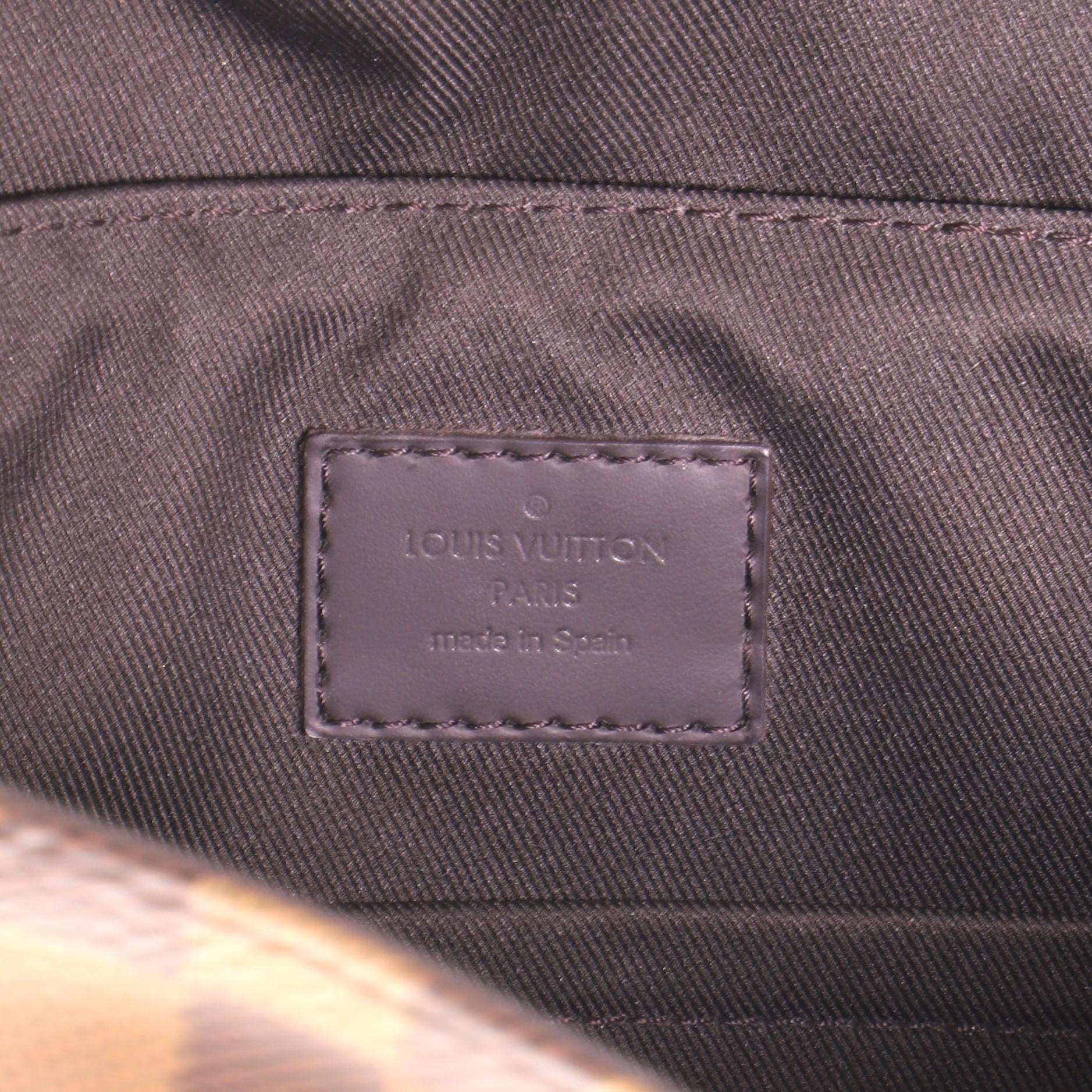 Louis Vuitton District NM Messenger Bag Damier PM 2