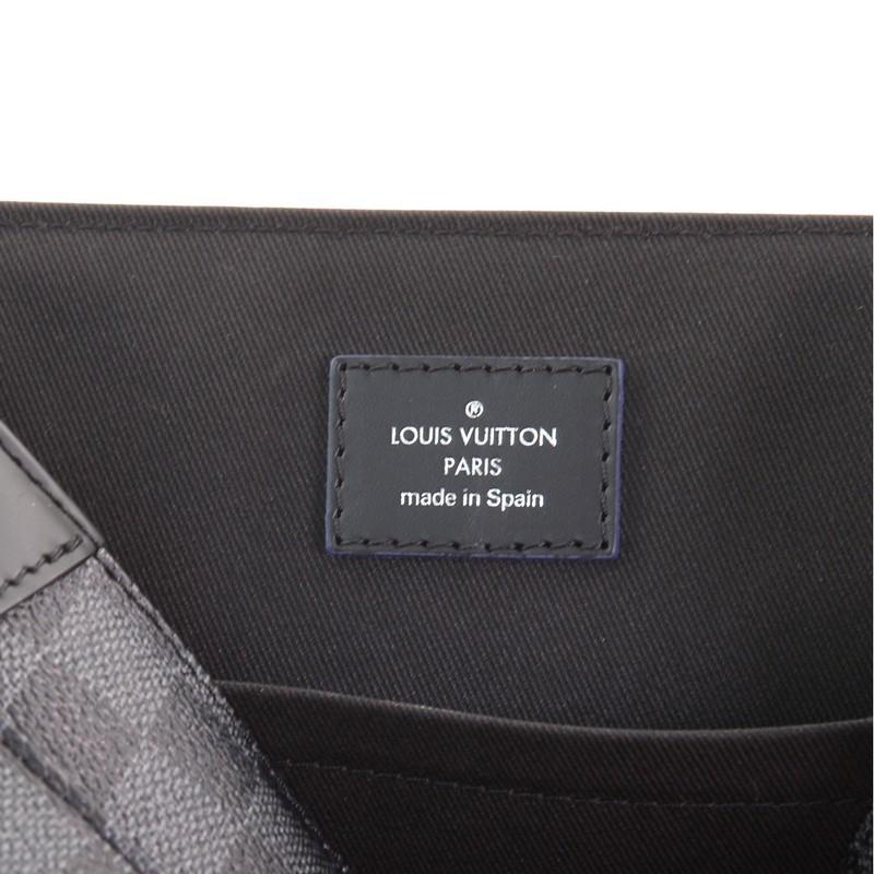 Louis Vuitton District NM Messenger Bag Limited Edition Renaissance Map Damier In Good Condition In NY, NY