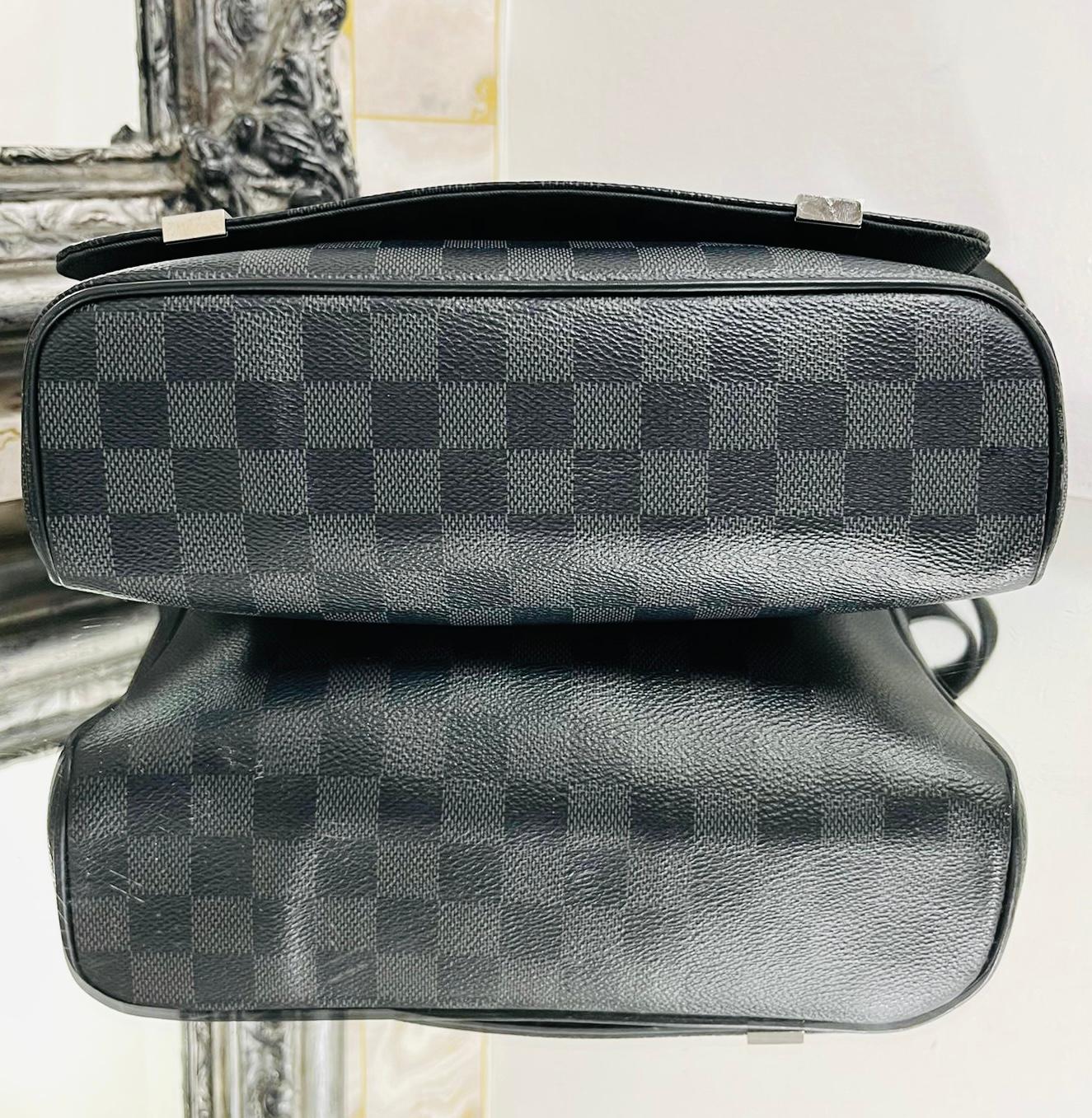 Messenger-Tasche von Louis Vuitton District PM 2