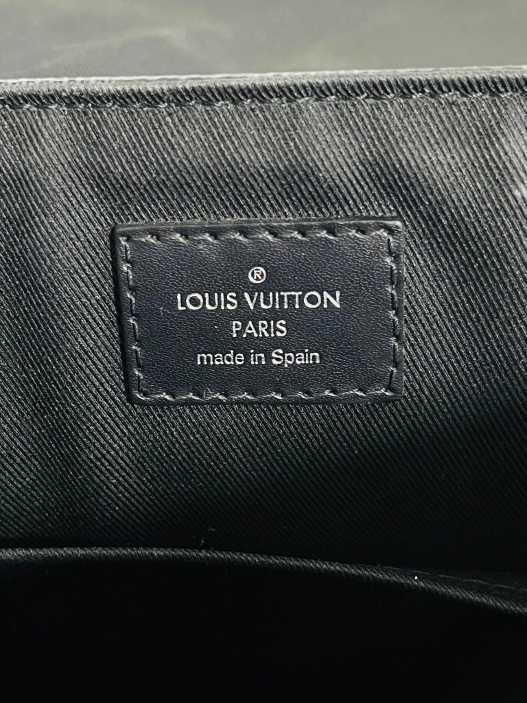 Louis Vuitton District Pm In Gris, ModeSens