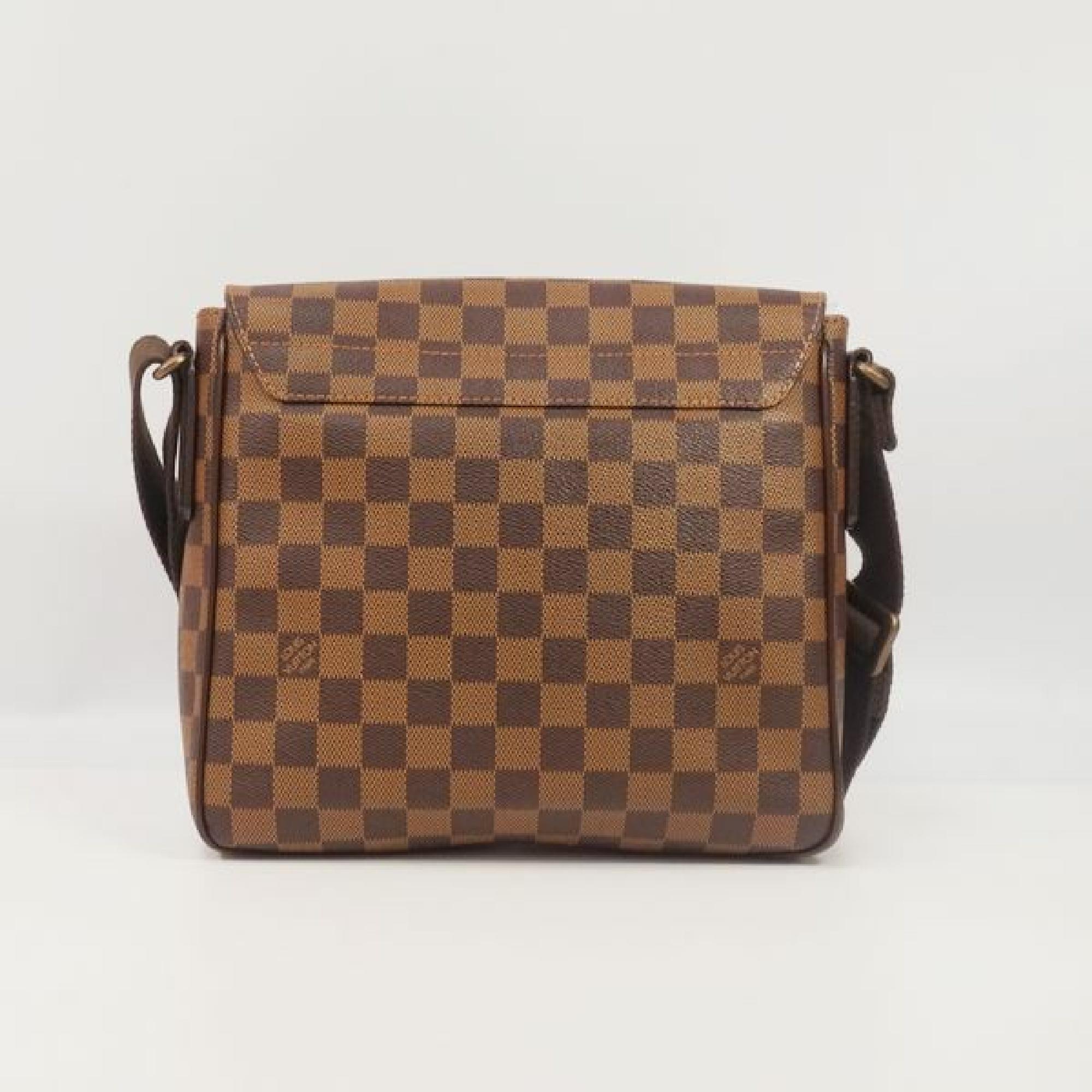louis vuitton district pm bag