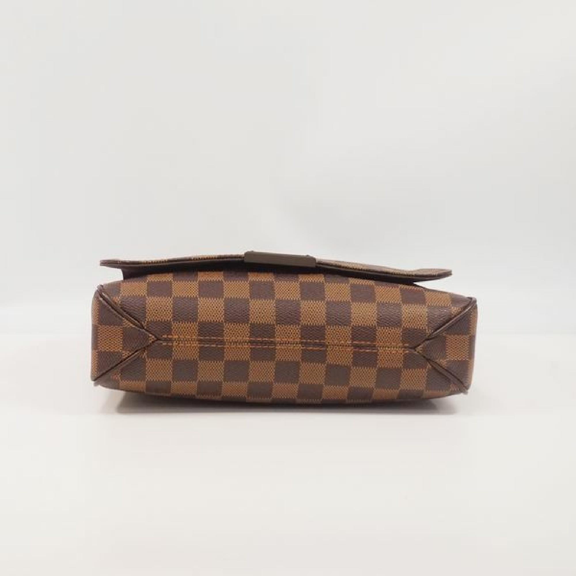 louis vuitton district pm damier ebene