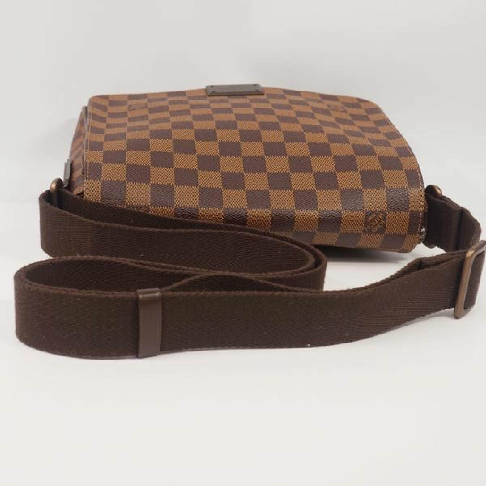 LOUIS VUITTON District PM unisex shoulder bag N41213 Damier ebene In New Condition For Sale In Takamatsu-shi, JP