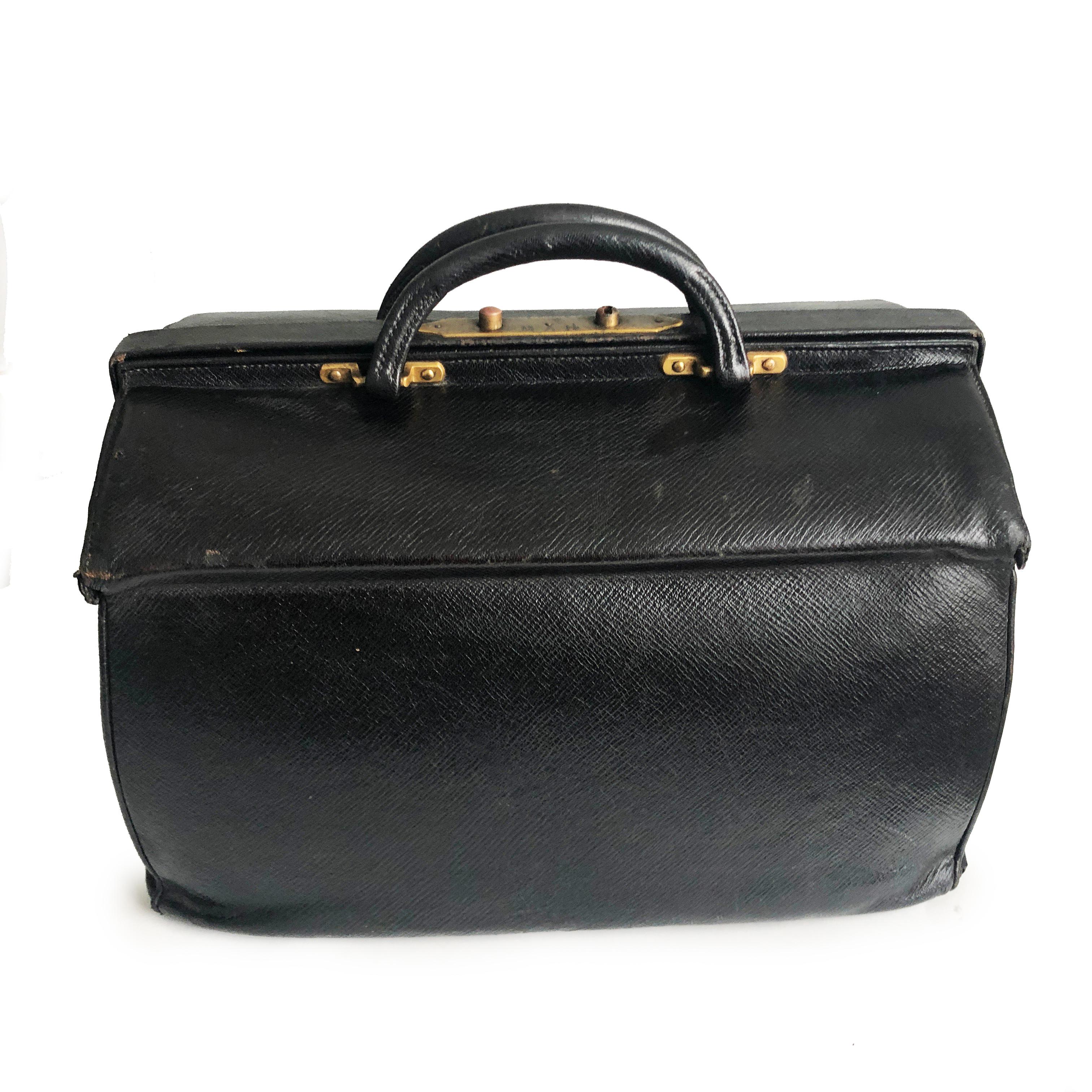 Louis Vuitton Doctors Bag Early 20th C Sac Cabine Antique Travel Case Black Rare In Fair Condition For Sale In Port Saint Lucie, FL
