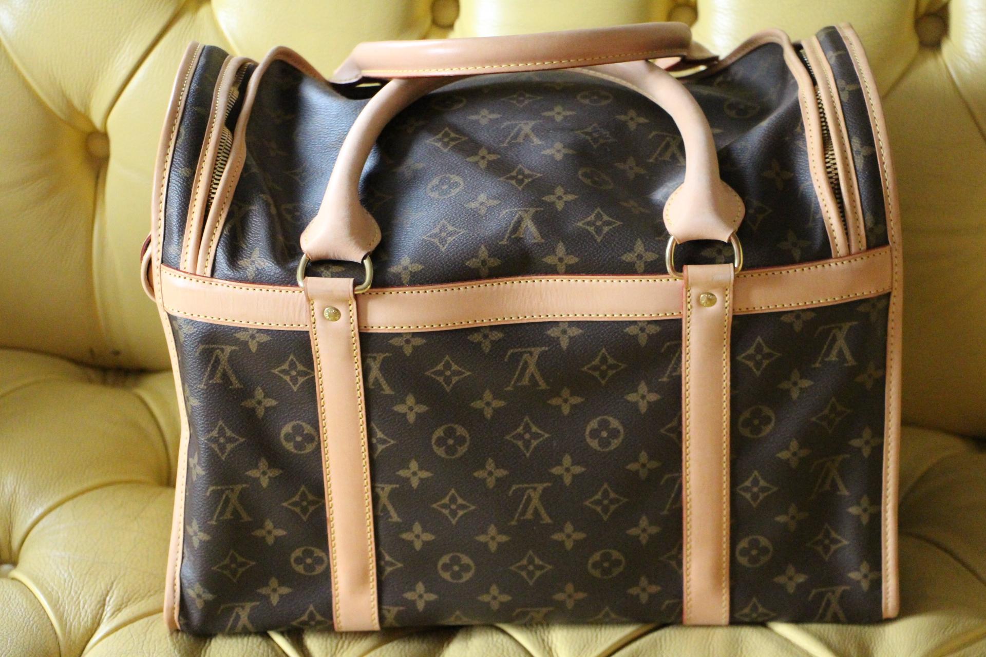 Louis Vuitton Dog Bag 40 cm For Sale 1