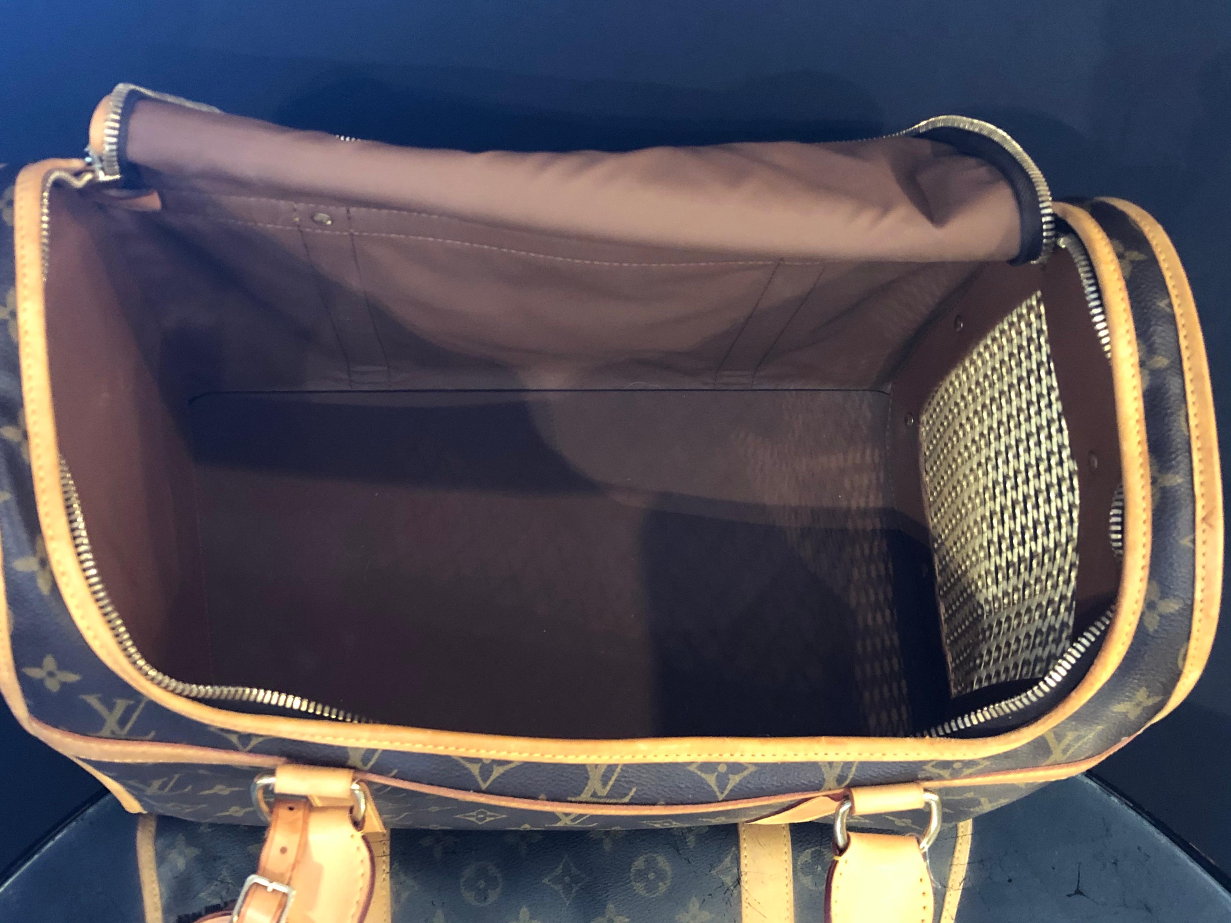 Belle Époque Louis Vuitton Dog Carrier 40 Monogram Canvas Luggage Bag For Sale