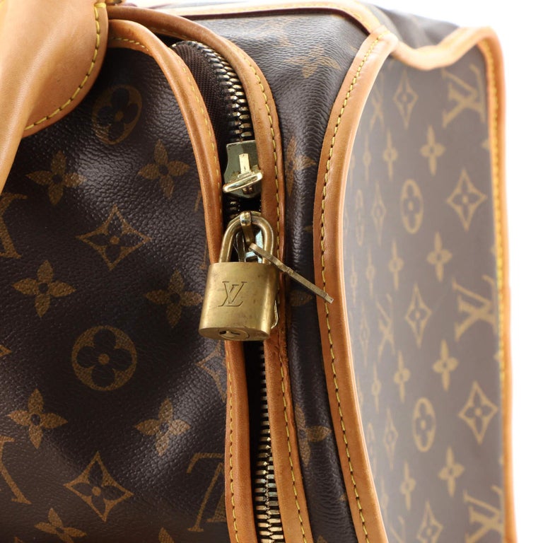 Louis Vuitton Dog Carrier Monogram Canvas 40 For Sale at 1stDibs
