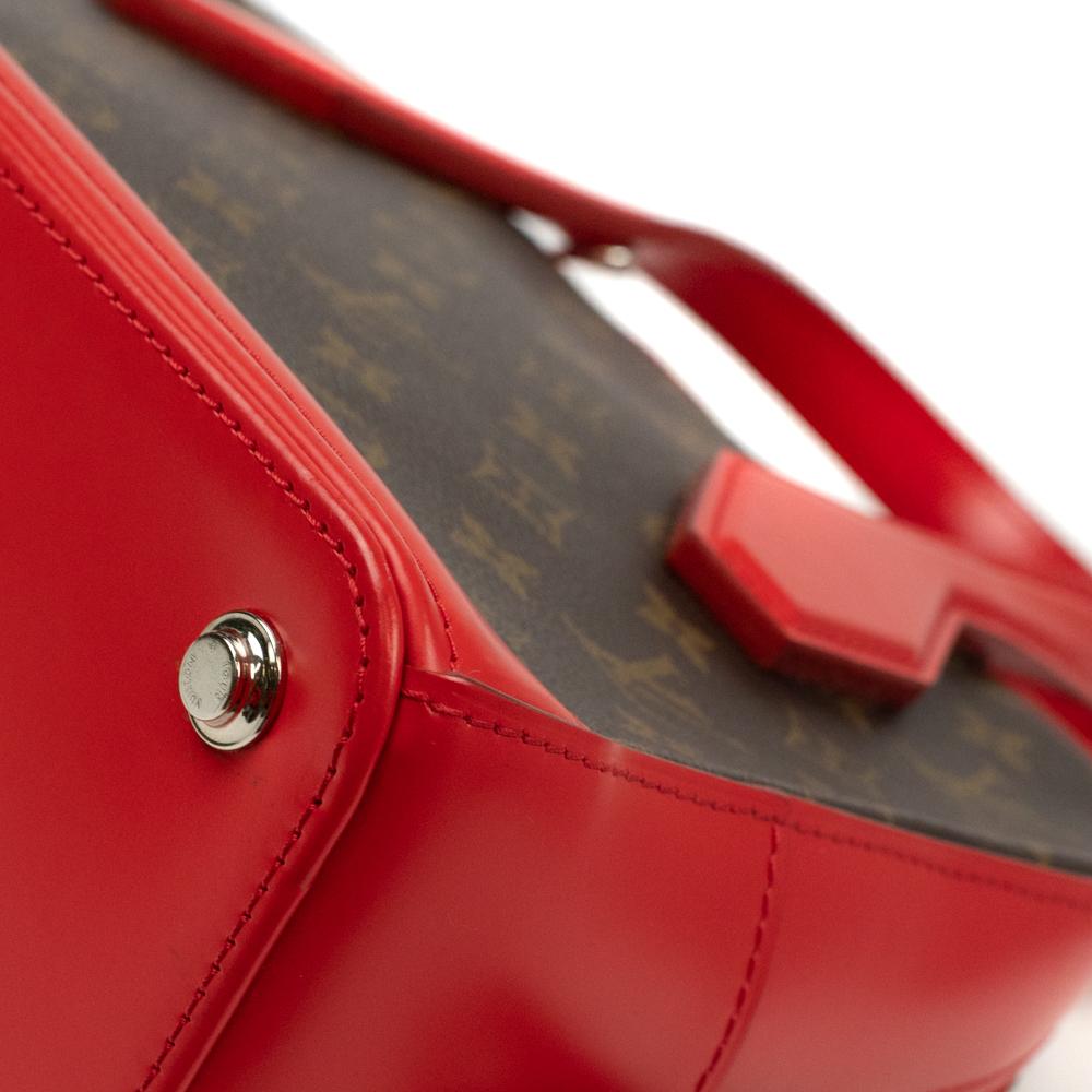 LOUIS VUITTON, Dora Shoulder bag in Red Canvas For Sale 10