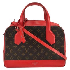 LOUIS VUITTON Dora Shoulder bag in Red Canvas