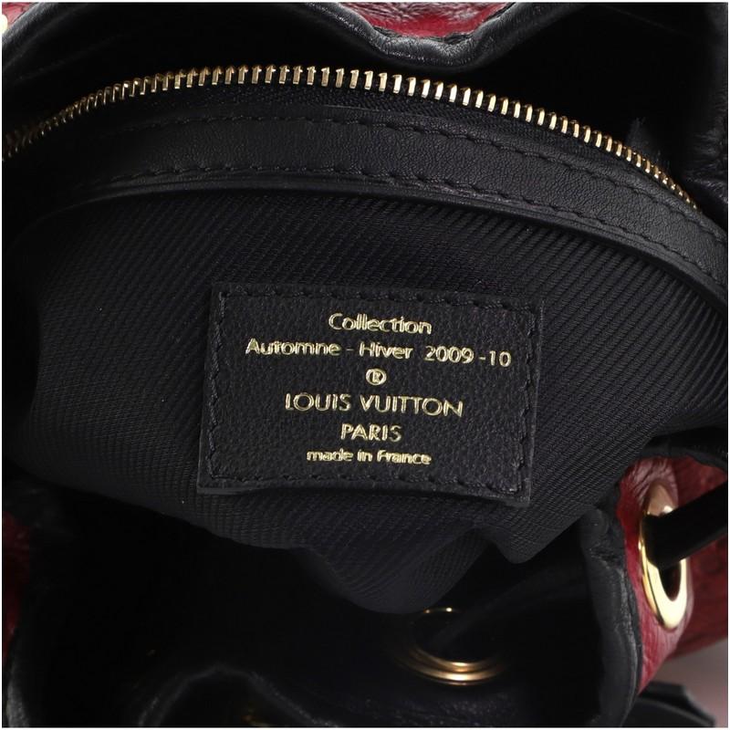 Louis Vuitton Double Jeu Neo Noe Tasche aus geprägtem Leder mit Monogramm 4