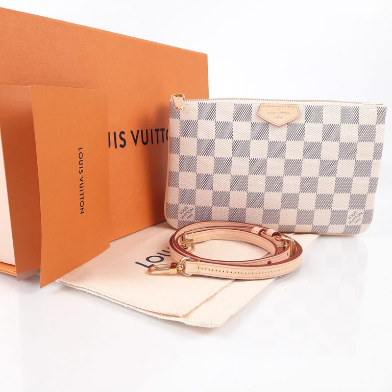 Louis Vuitton Double Zip Pochette For Sale at 1stDibs