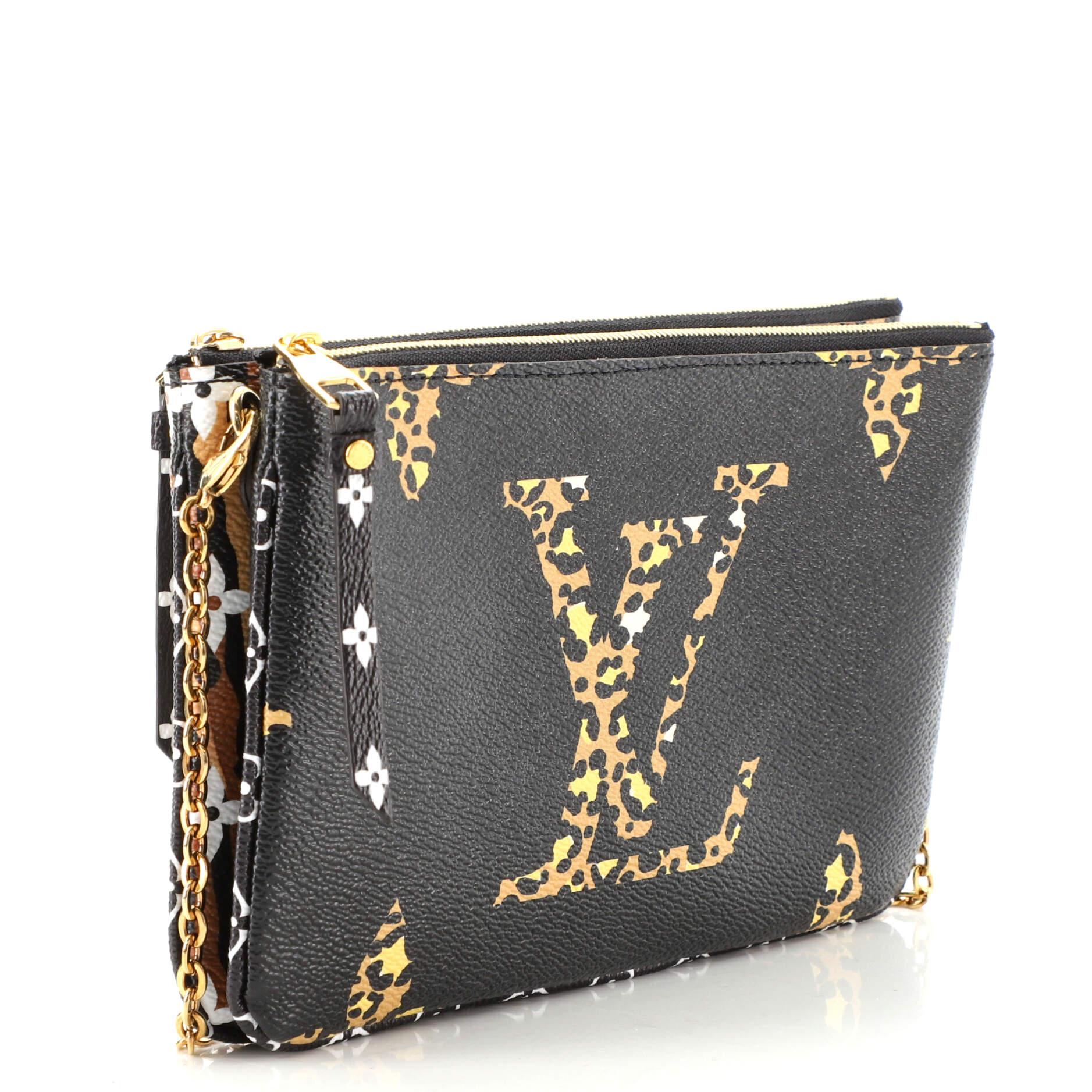 Condition: Great. Wear in interior, scratches on hardware.
Accessories: With Strap
Measurements: Height 5