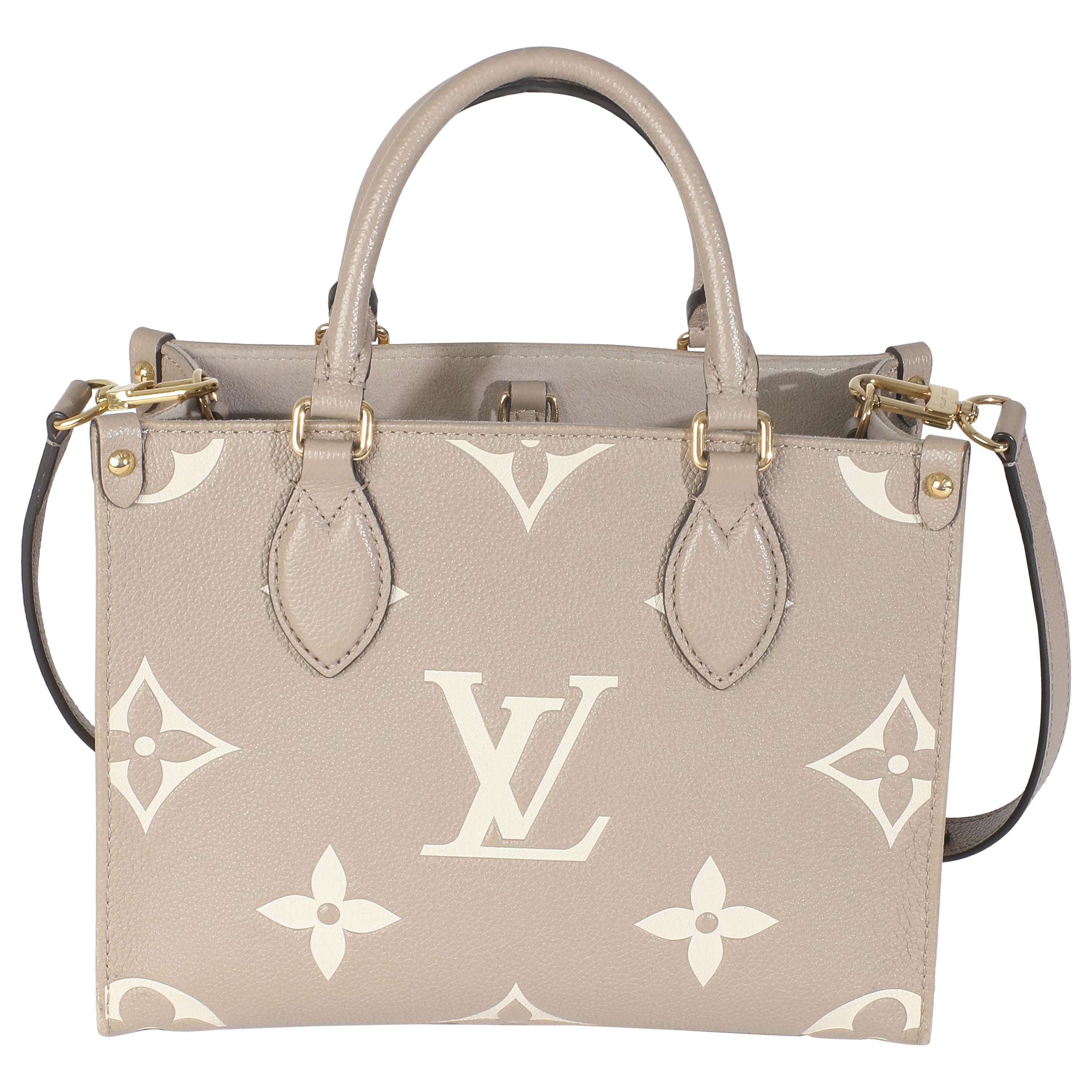 Louis Vuitton Crema Monogram Empreinte Onthego PM in vendita