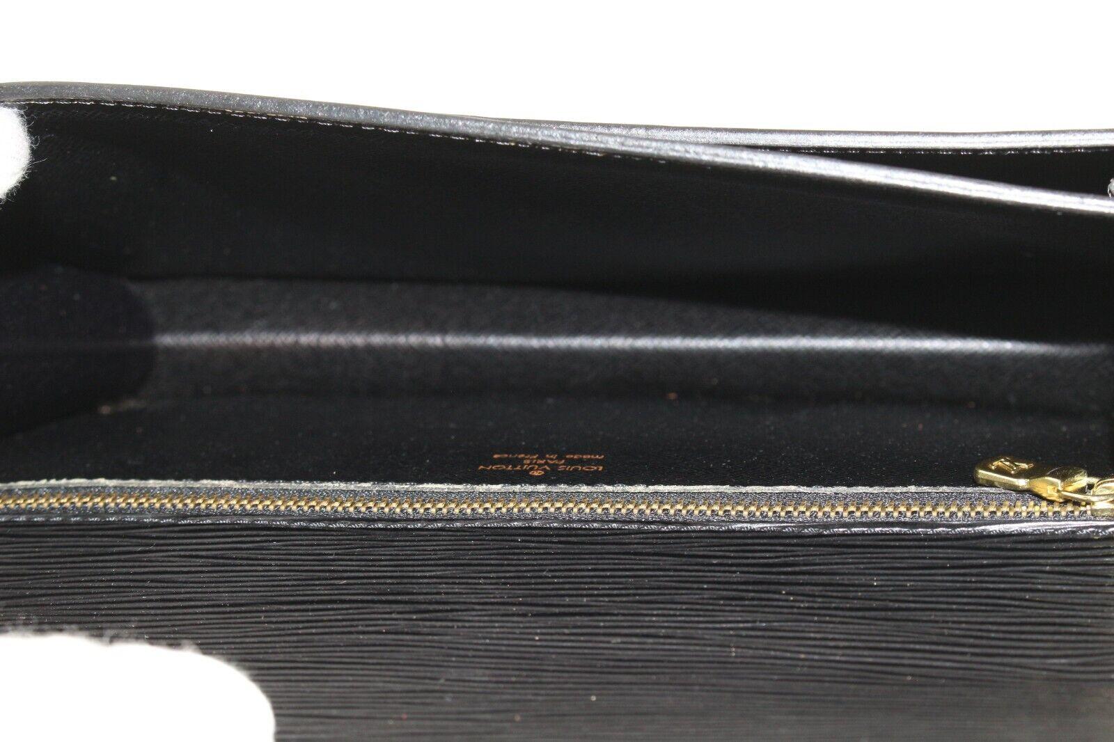 Louis Vuitton Dragonne Pouch Black Leather Epi Leather 3LV1226K 3