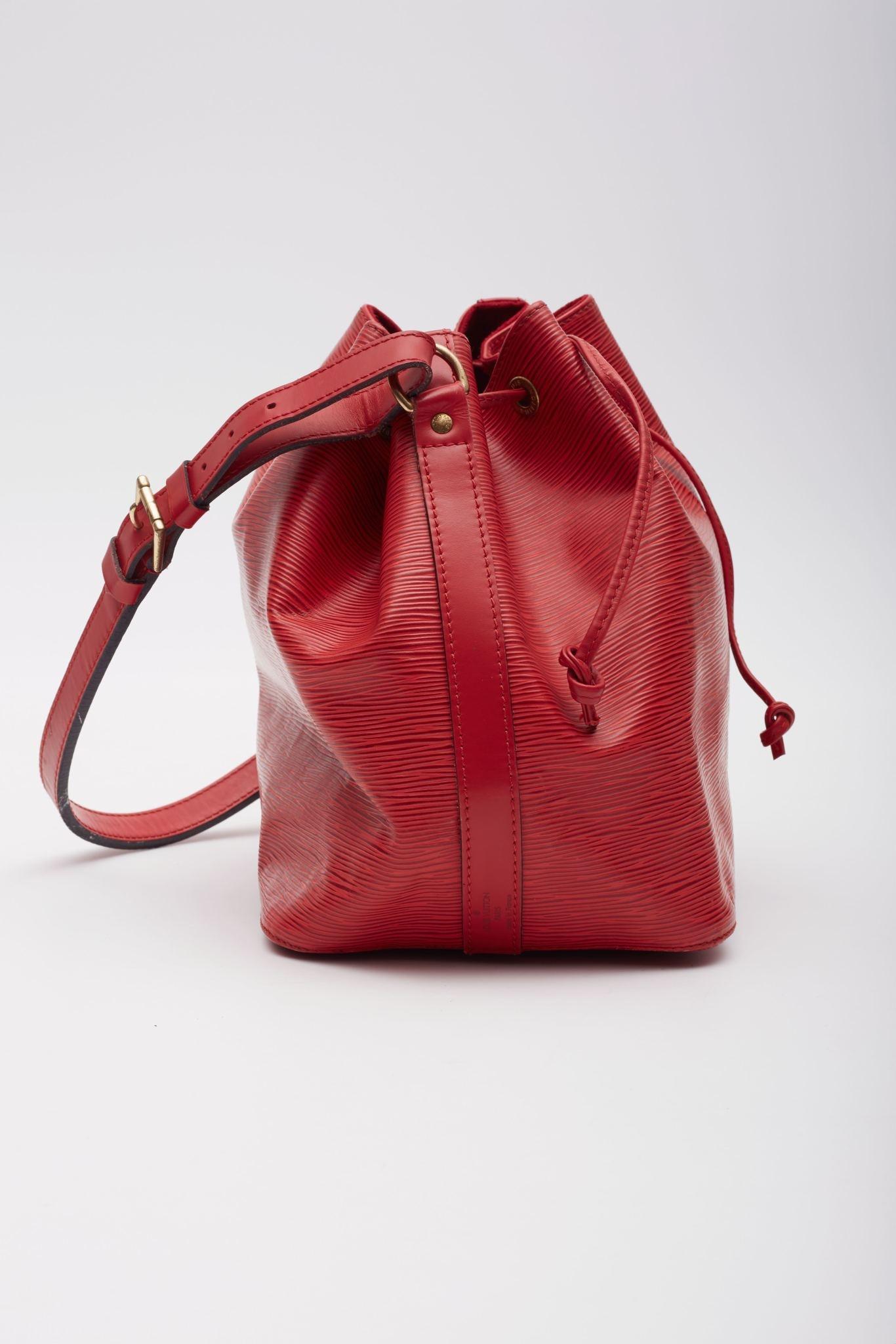Louis Vuitton Drawstring Red Epi Petit Noe Bag 6