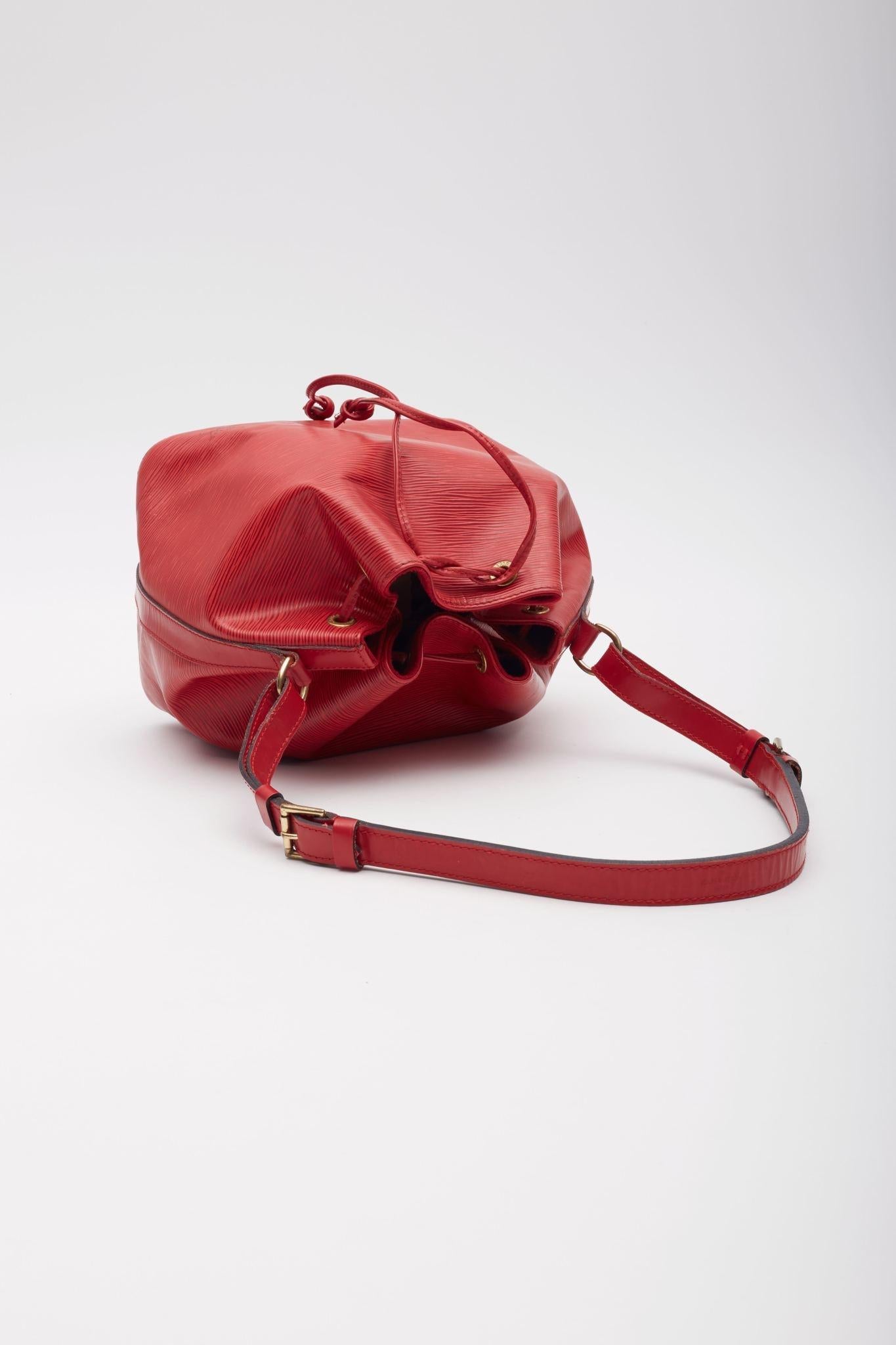 Louis Vuitton Drawstring Red Epi Petit Noe Bag 1