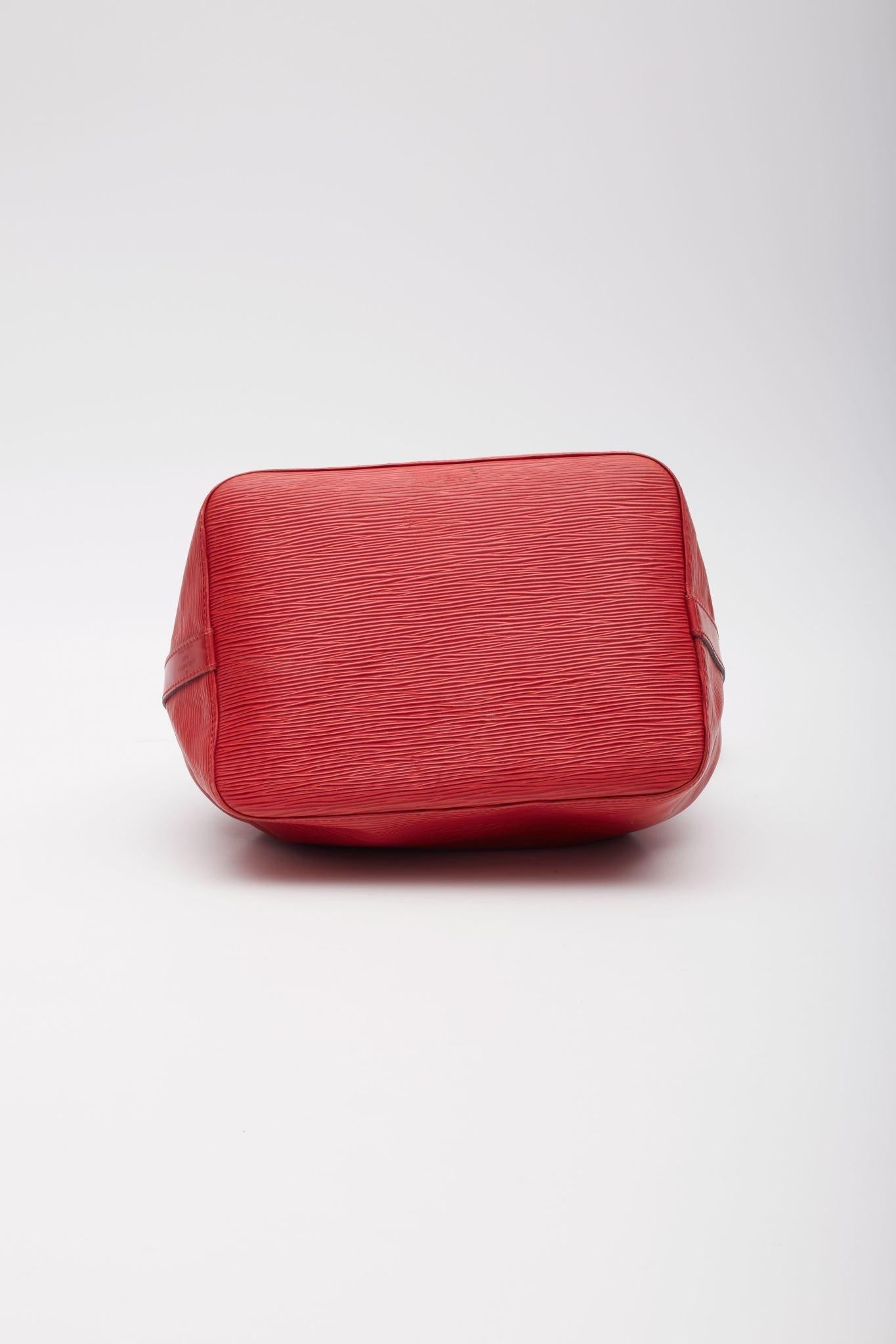 Louis Vuitton Drawstring Red Epi Petit Noe Bag 2