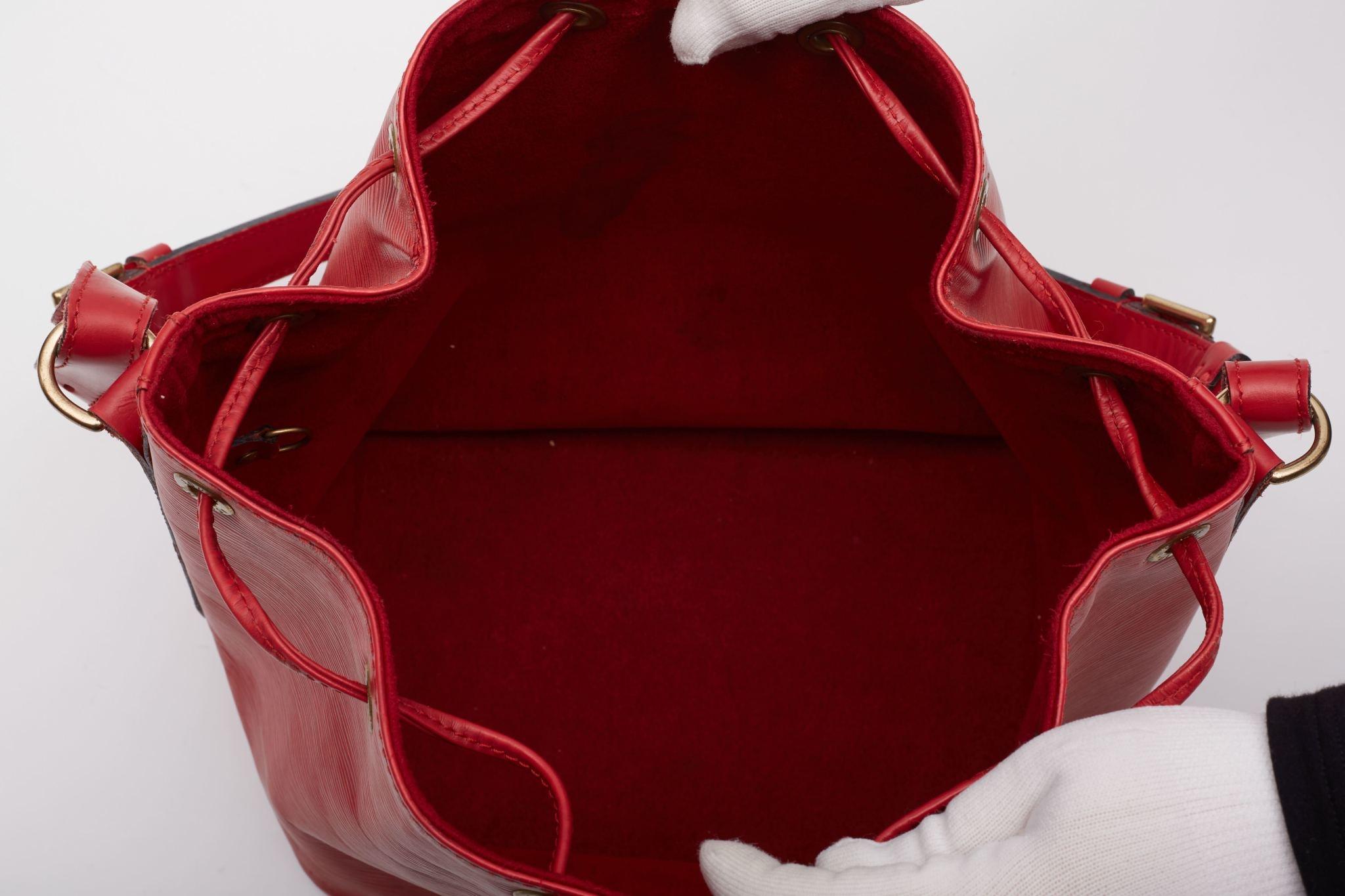 Louis Vuitton Drawstring Red Epi Petit Noe Bag 3