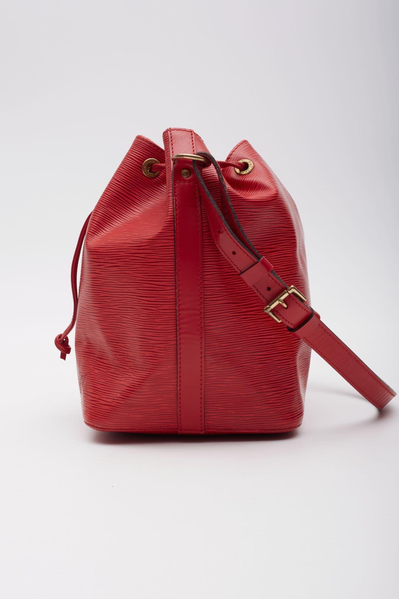 Louis Vuitton Drawstring Red Epi Petit Noe Bag 5
