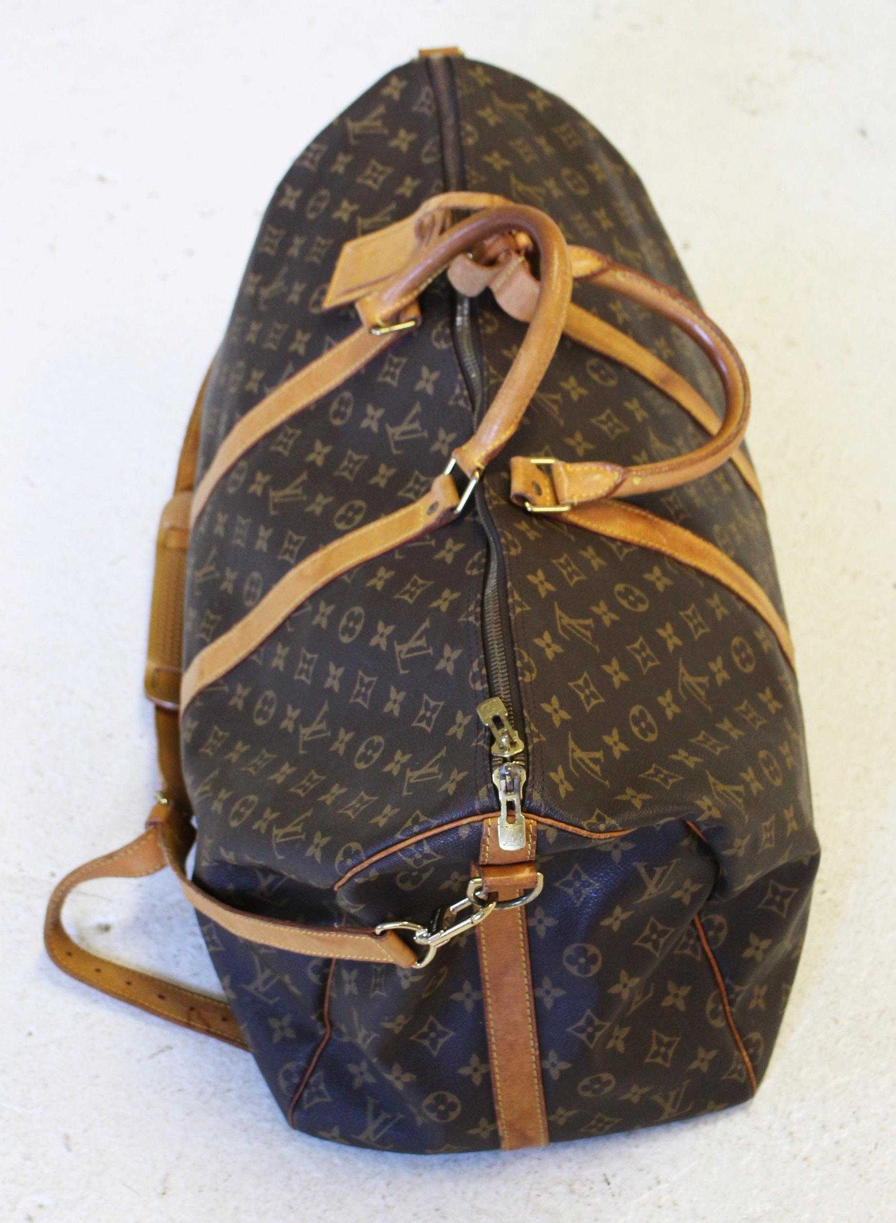 Louis Vuitton Duffle Bag In Good Condition For Sale In Bridport, CT