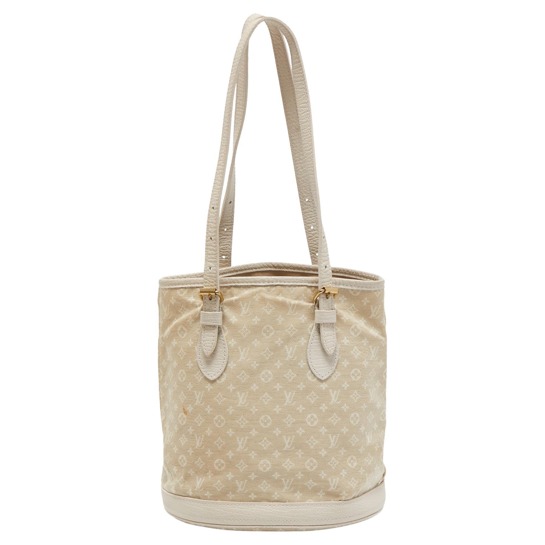 Chanel CC Delivery Tote Small Beige - Luxury In Reach