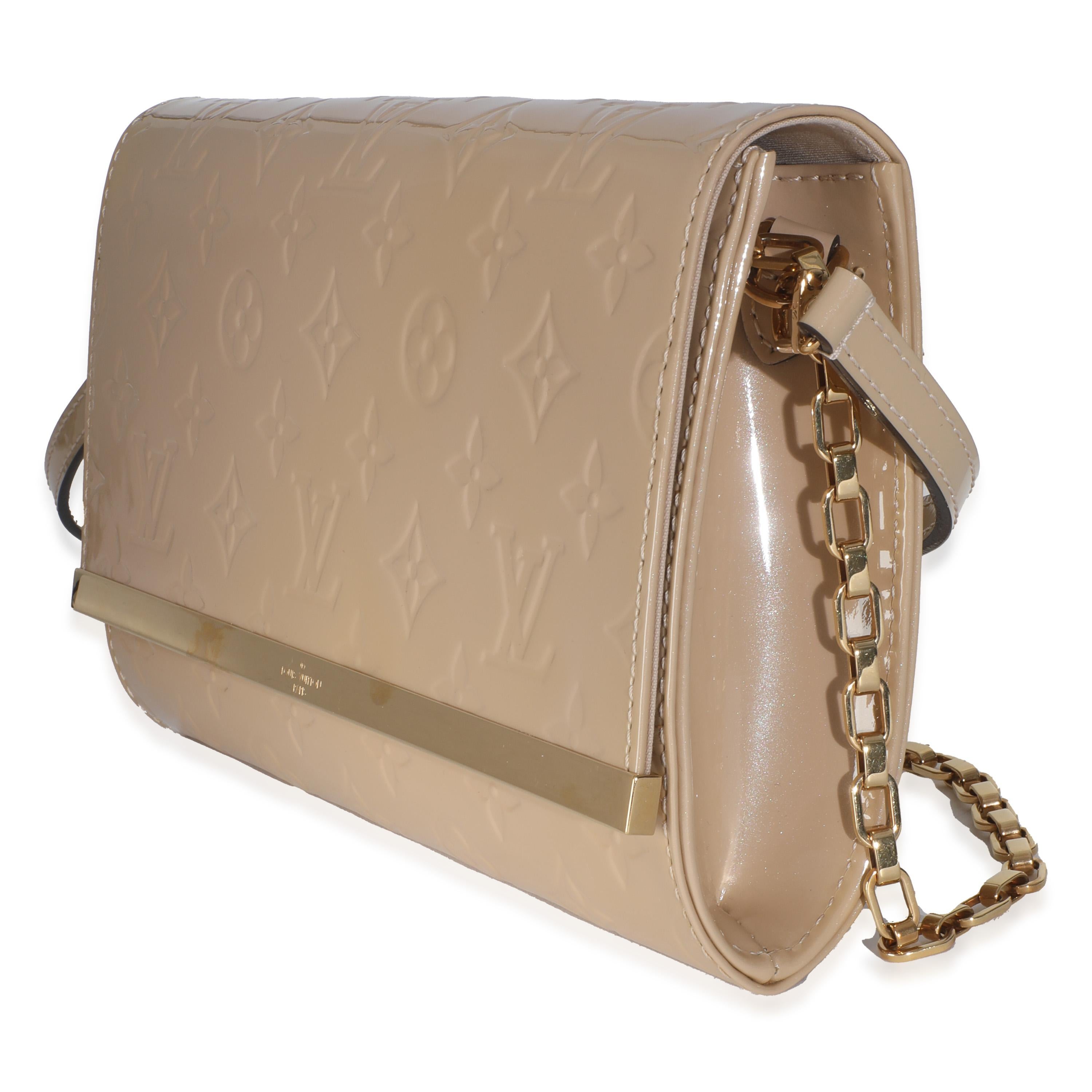 Beige Pochette Monogram Vernis Ana de Louis Vuitton Dune en vente