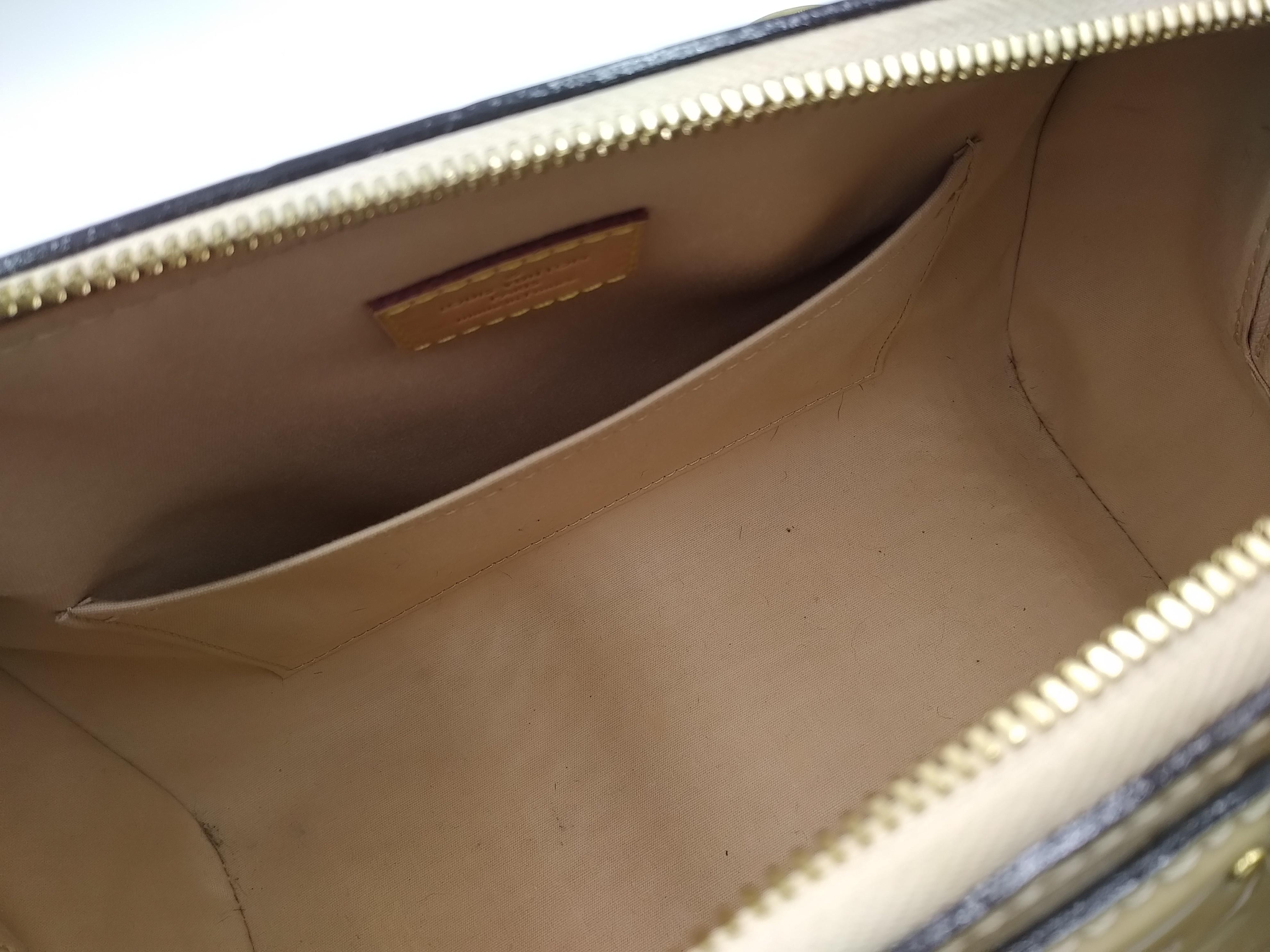 Louis Vuitton Dune Monogram Vernis Montana Bag For Sale 5