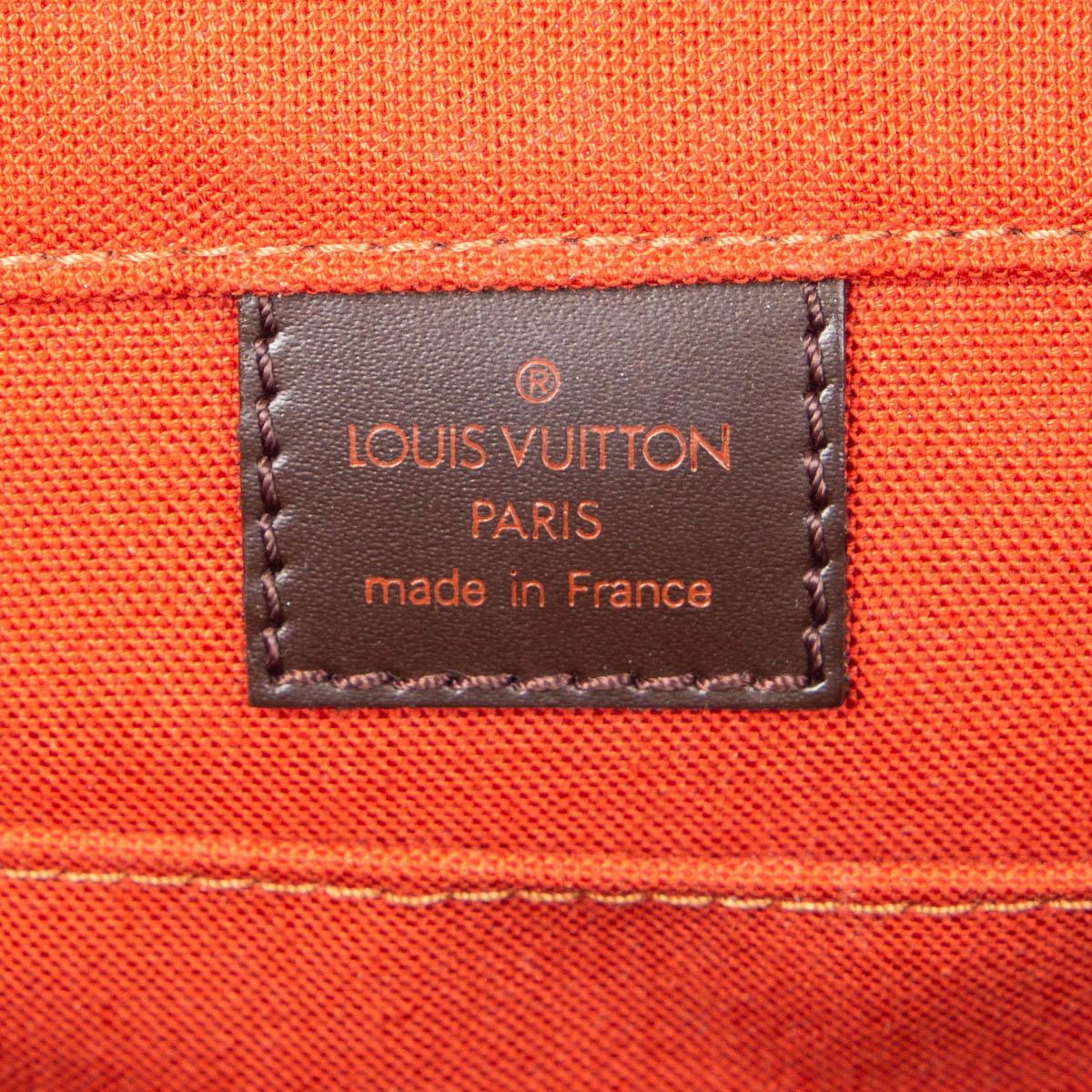 LOUIS VUITTON Ebene brown DAMIER CANVAS BASTILLE Messenger Bag In Good Condition In Zürich, CH