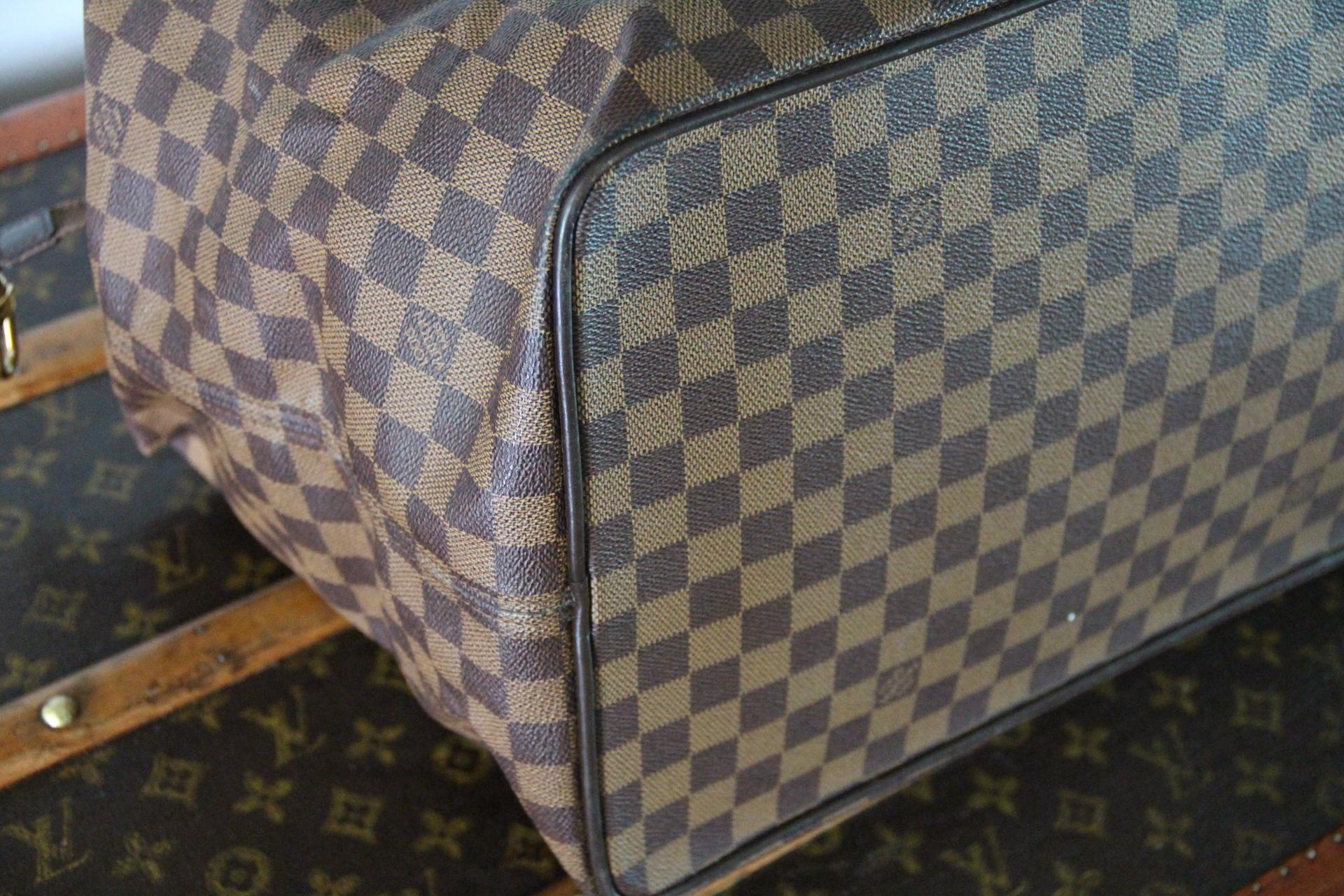 Borsa da viaggio grande in tela Louis Vuitton Ebene Damier in vendita 5