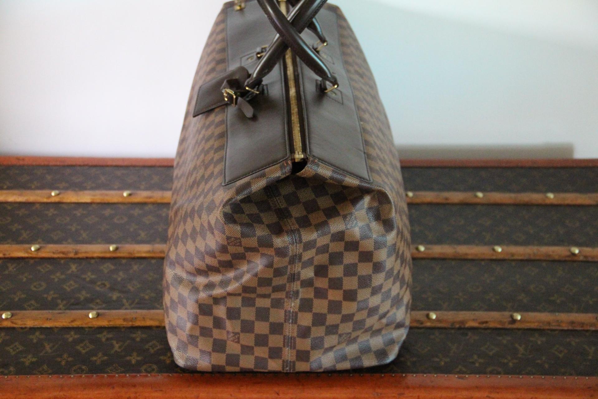 Nero Borsa da viaggio grande in tela Louis Vuitton Ebene Damier in vendita
