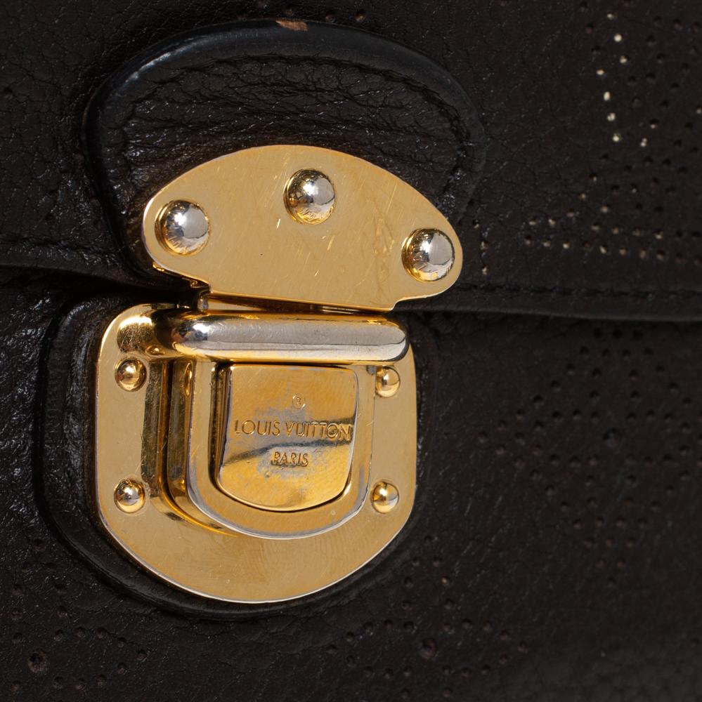 Louis Vuitton Ebene Monogram Mahina Leather Amelia Wallet 3