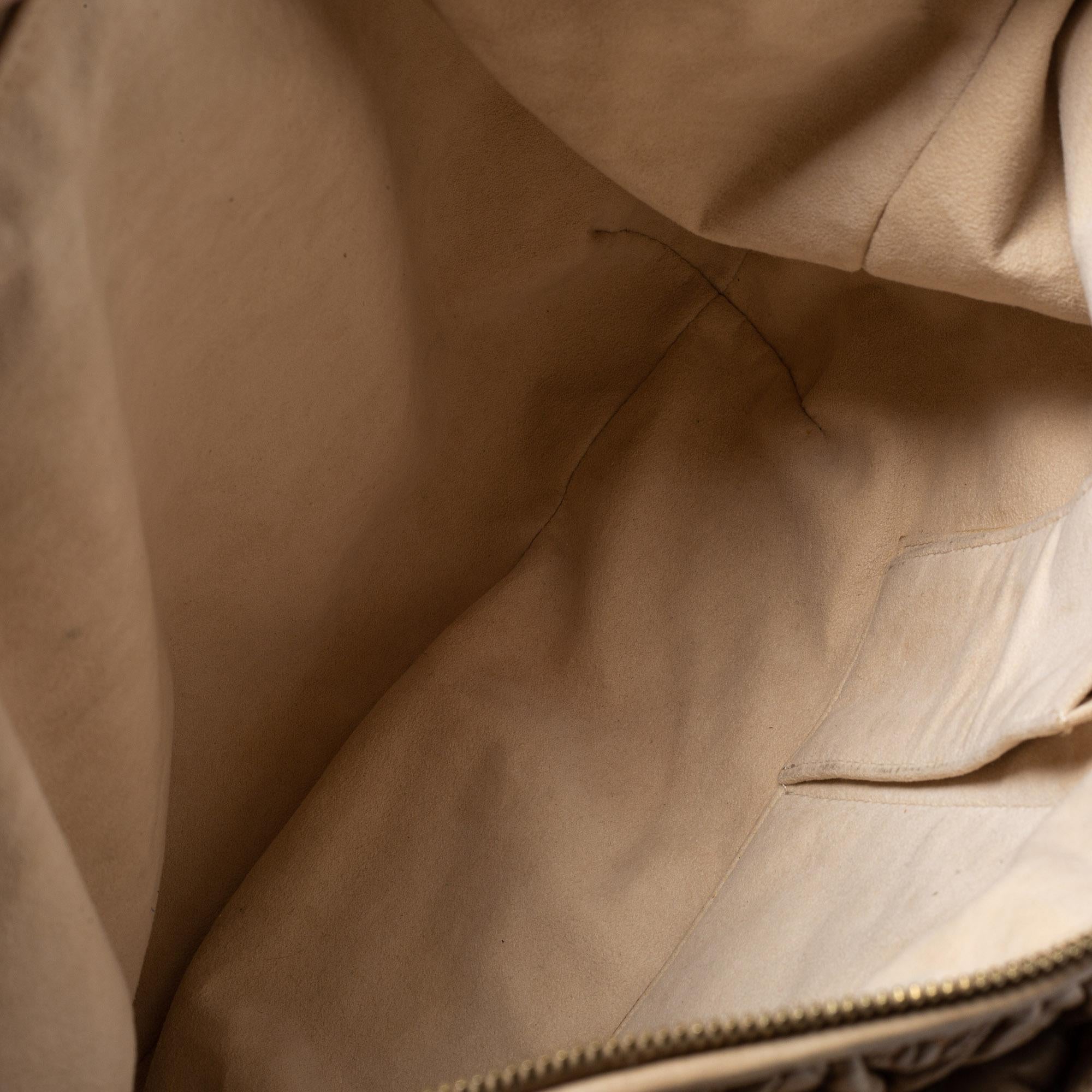 Louis Vuitton Ecru Monogram Leather Limited Edition Olympe Nimbus GM Bag In Good Condition In Dubai, Al Qouz 2