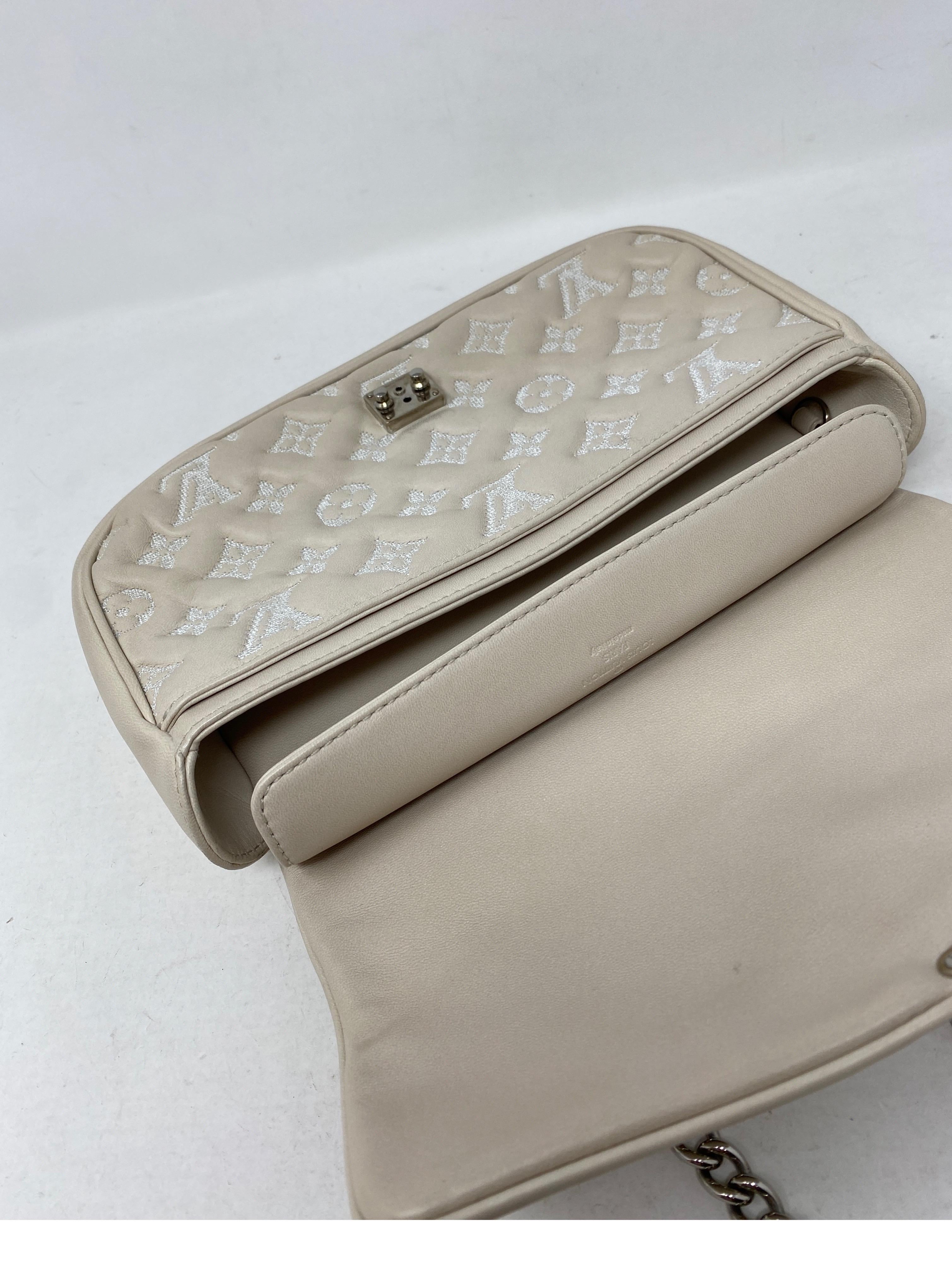 Louis Vuitton Eimpreinte Leather Bag  12