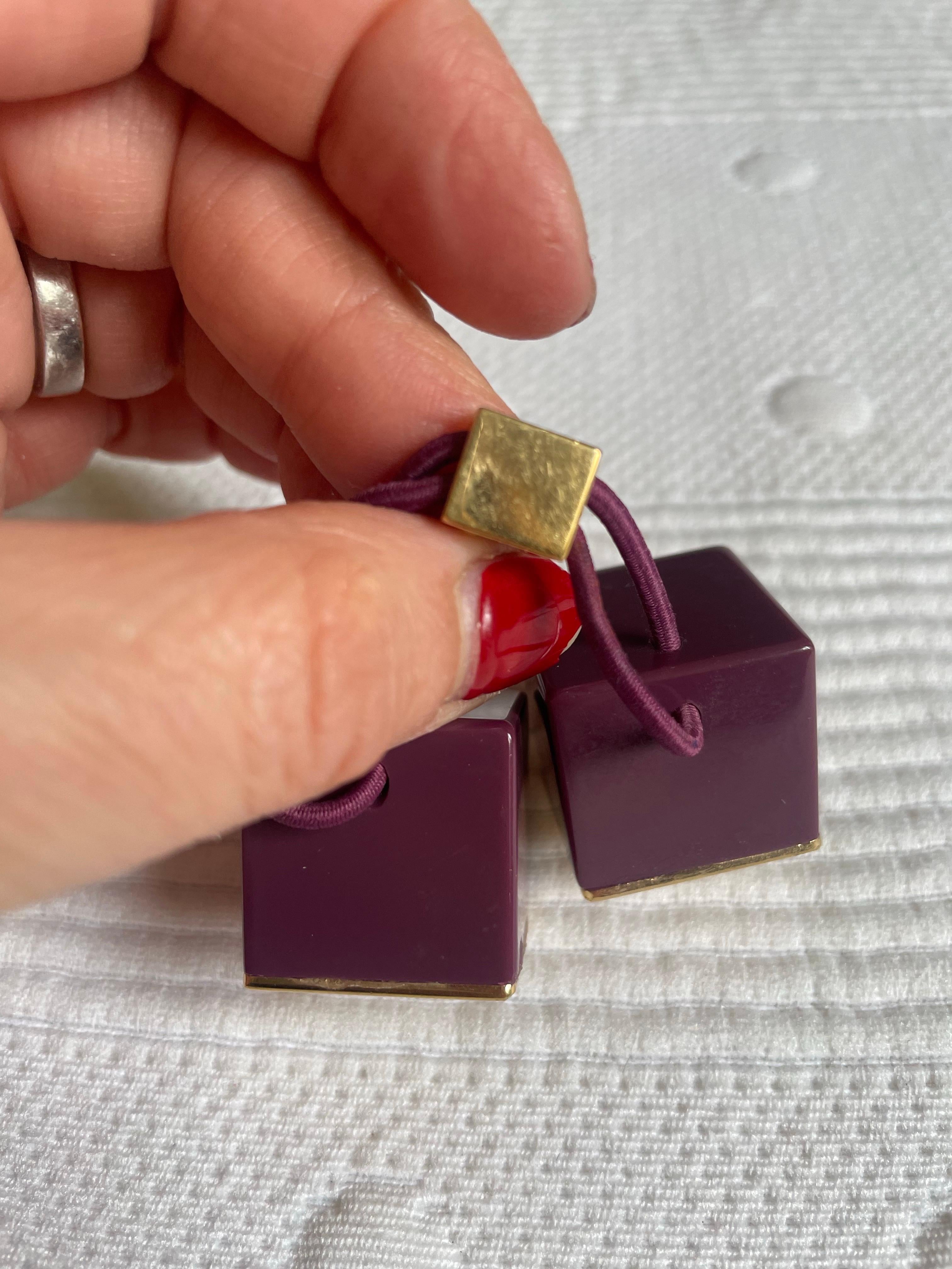 LOUIS VUITTON Accessori elastici per capelli. In condizioni buone in vendita a CACHAN, FR