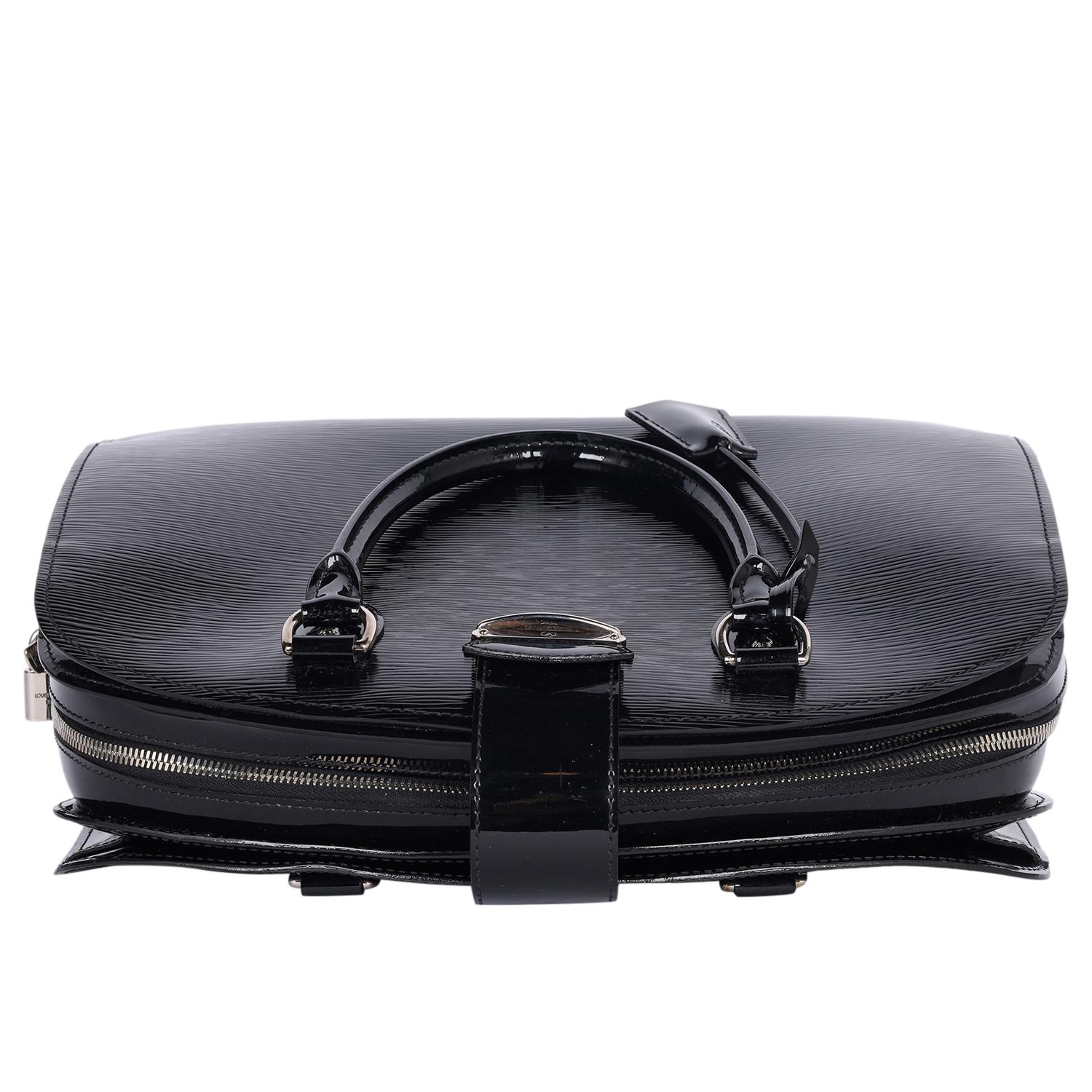 LOUIS VUITTON Electric Epi Pont-Neuf GM Charol Negro en venta 8