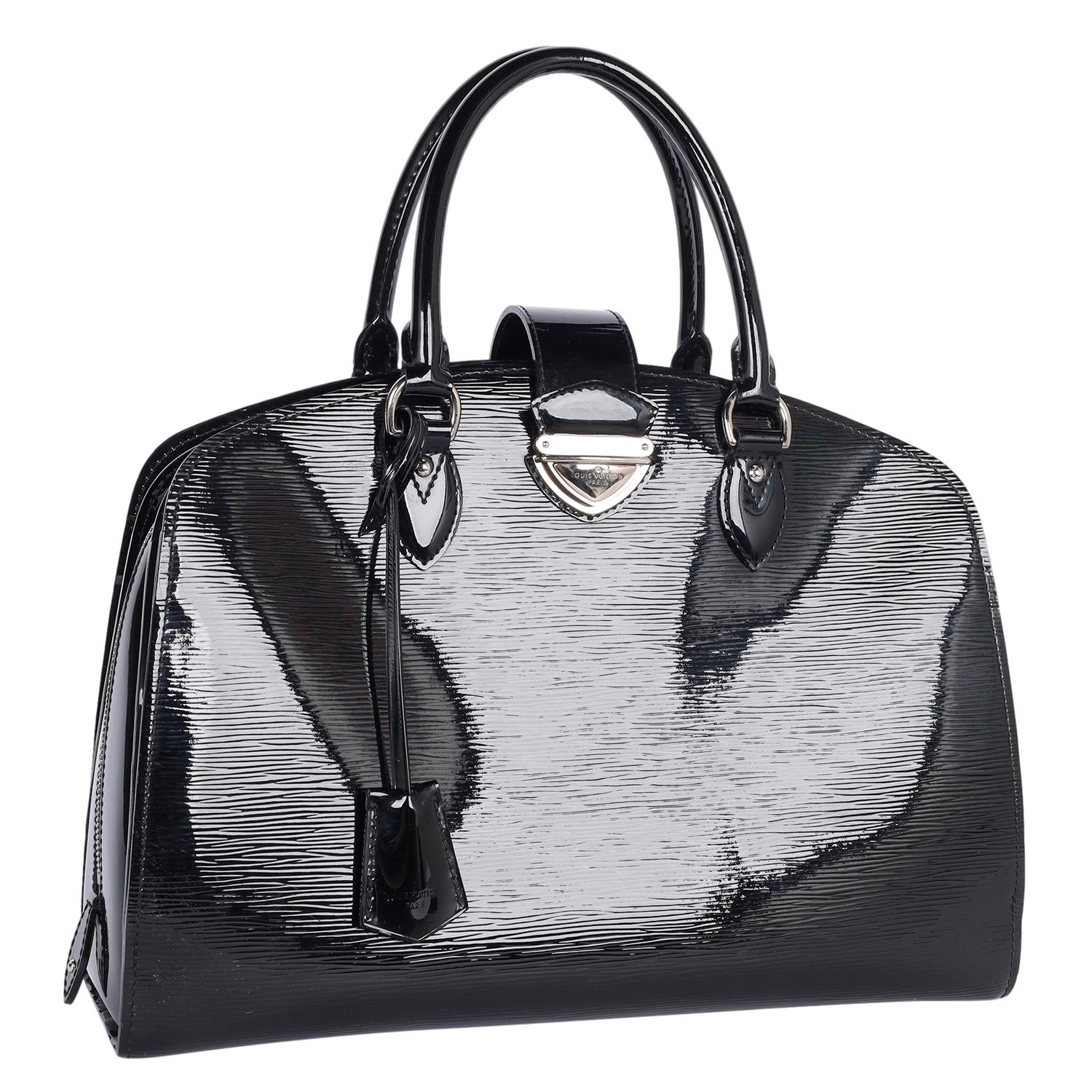 LOUIS VUITTON Electric Epi Pont-Neuf GM Charol Negro en Bueno estado para la venta en Salt Lake Cty, UT