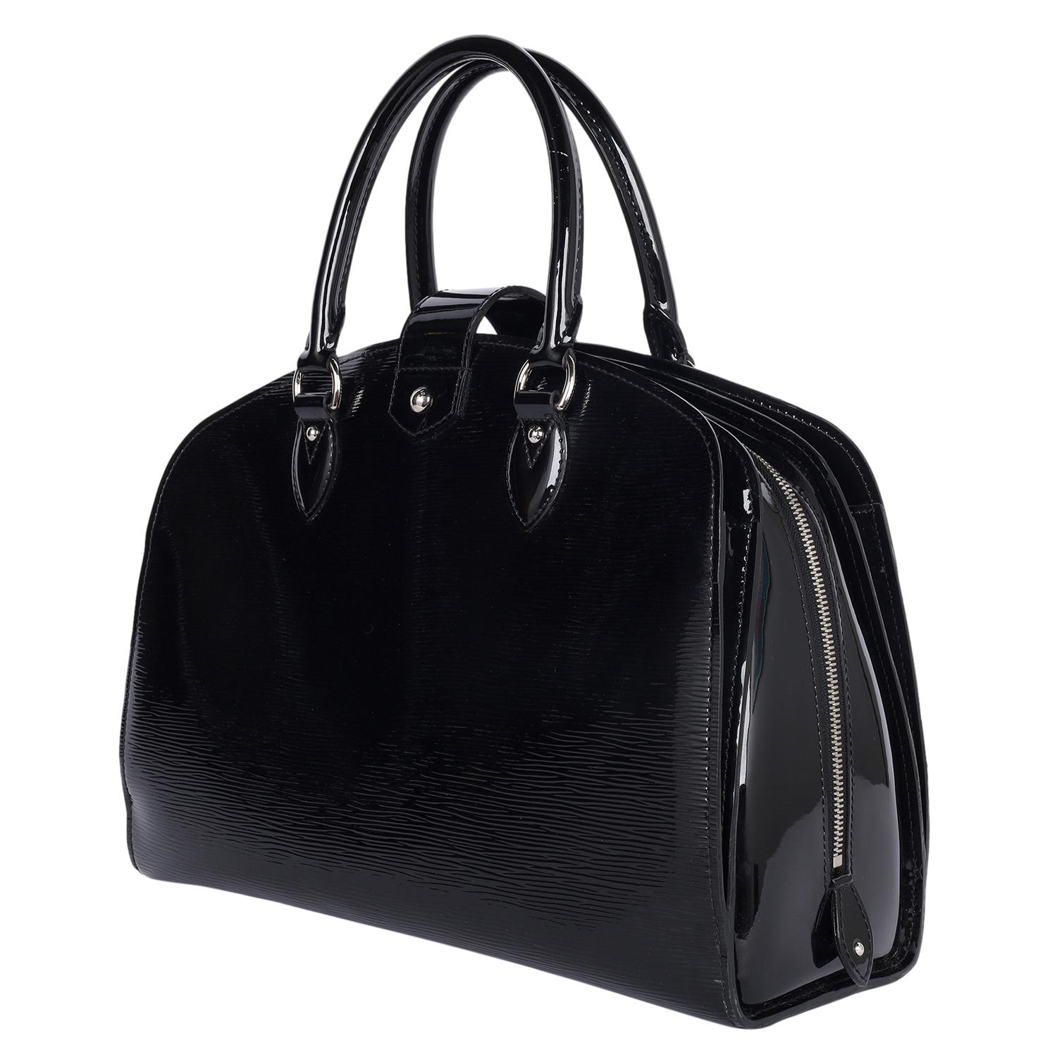 LOUIS VUITTON Electric Epi Pont-Neuf GM Charol Negro en venta 4