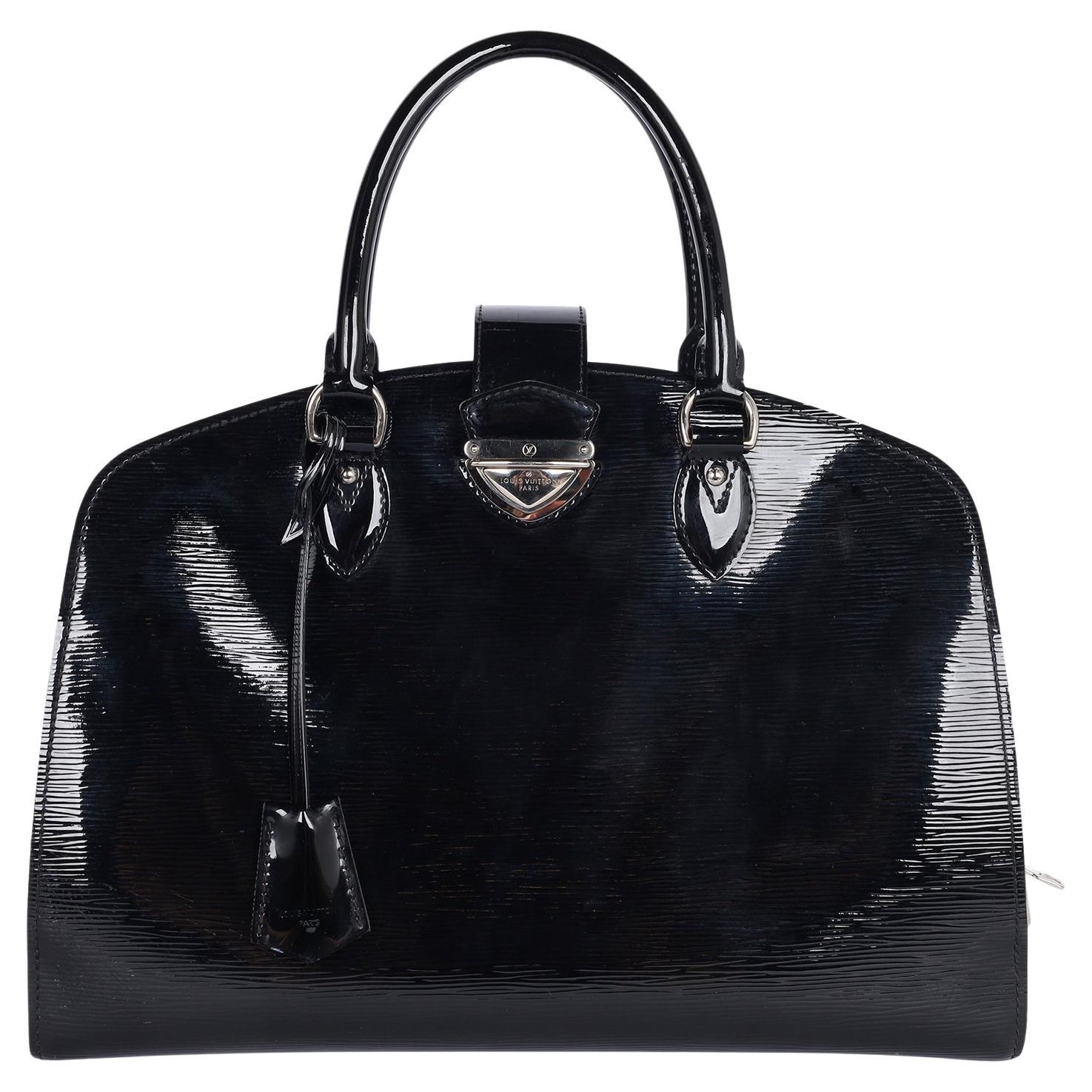 LOUIS VUITTON Electric Epi Pont-Neuf GM Charol Negro en venta