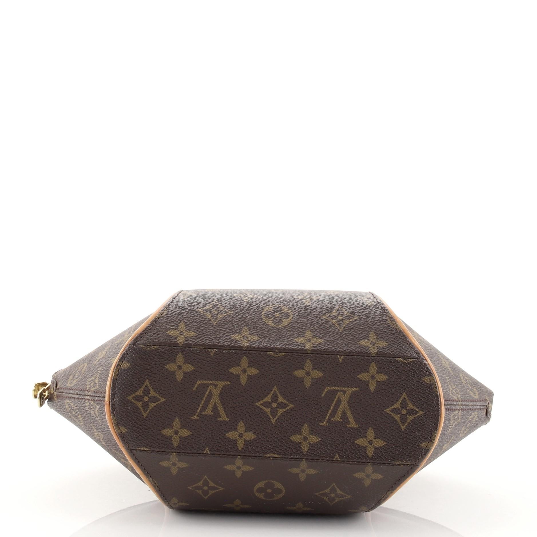 Louis Vuitton Ellipse Bag Monogram Canvas PM In Good Condition In NY, NY