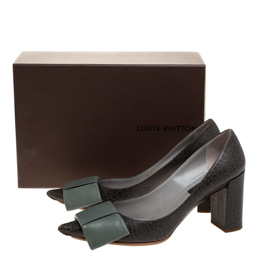 Louis Vuitton Embossed Leather Beauty Bow Pointed Toe Pumps Size 37.5 2