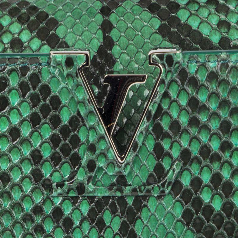 LOUIS VUITTON Emerald green PYTHON CAPUCINES BB Shoulder Bag In New Condition In Zürich, CH