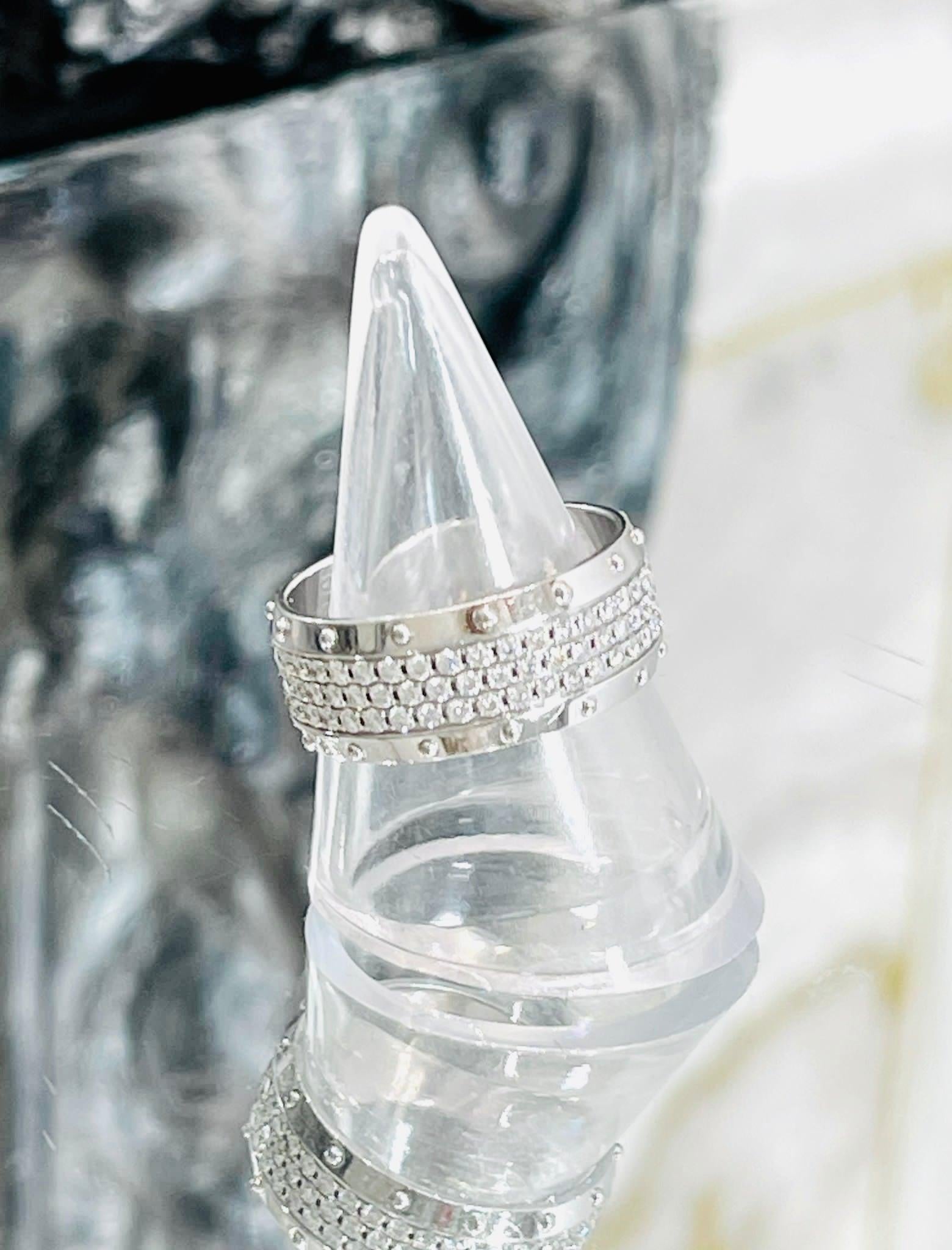 Modern Louis Vuitton Empreinte 18ct Gold & Pave Diamond Ring For Sale