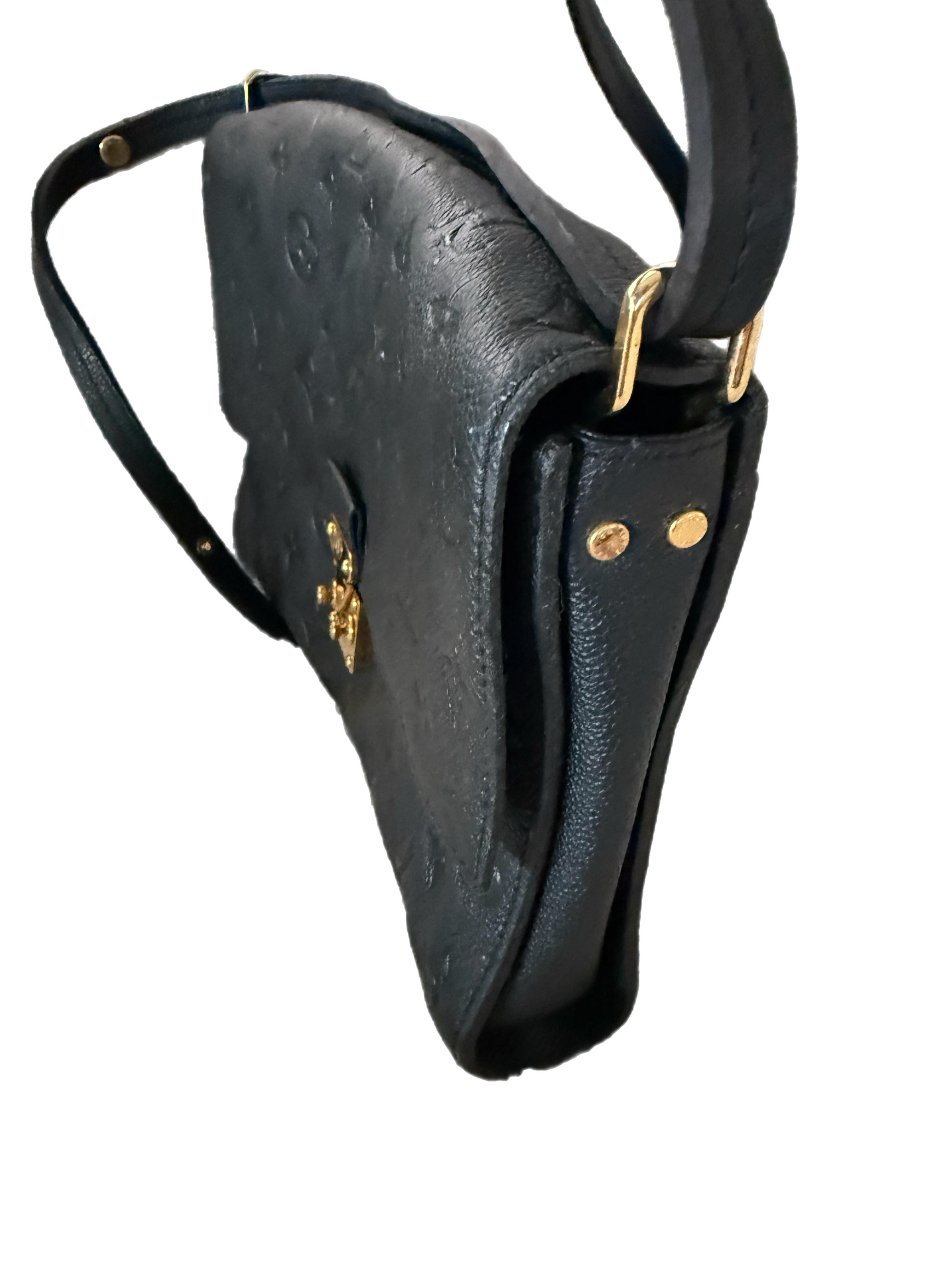 Louis Vuitton Empreinte Fascinante Shoulder Bag Black For Sale 2