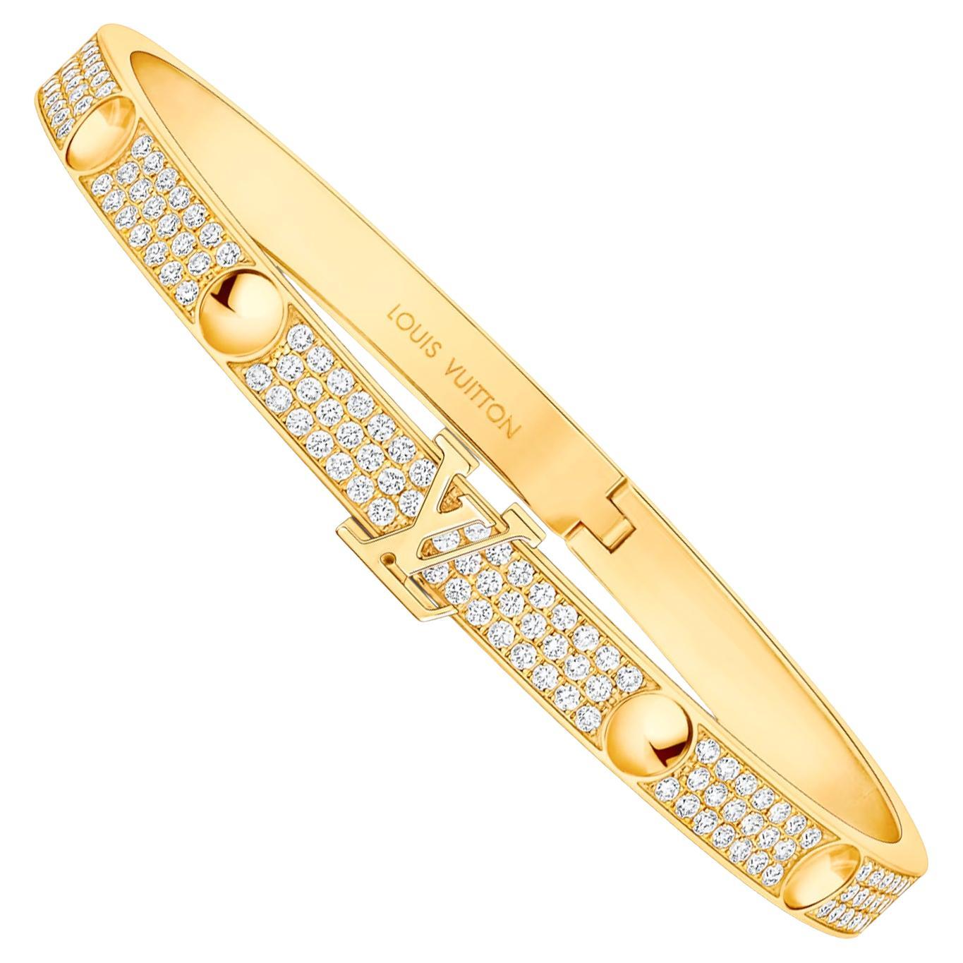 How can I tell if a Louis Vuitton bracelet is real?