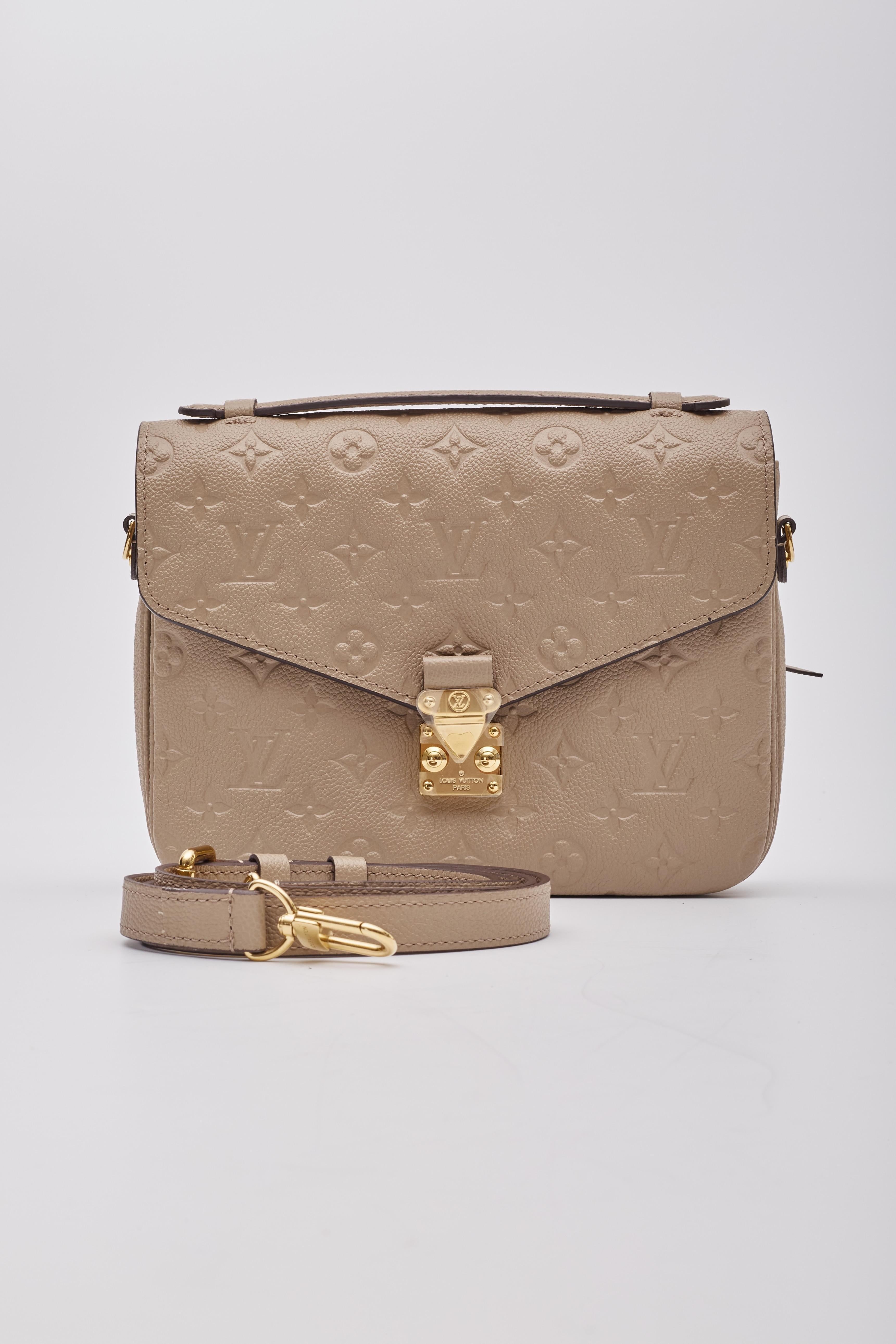 Louis Vuitton Empreinte Tourterelle Pochette Metis Shoulder Bag In Excellent Condition For Sale In Montreal, Quebec